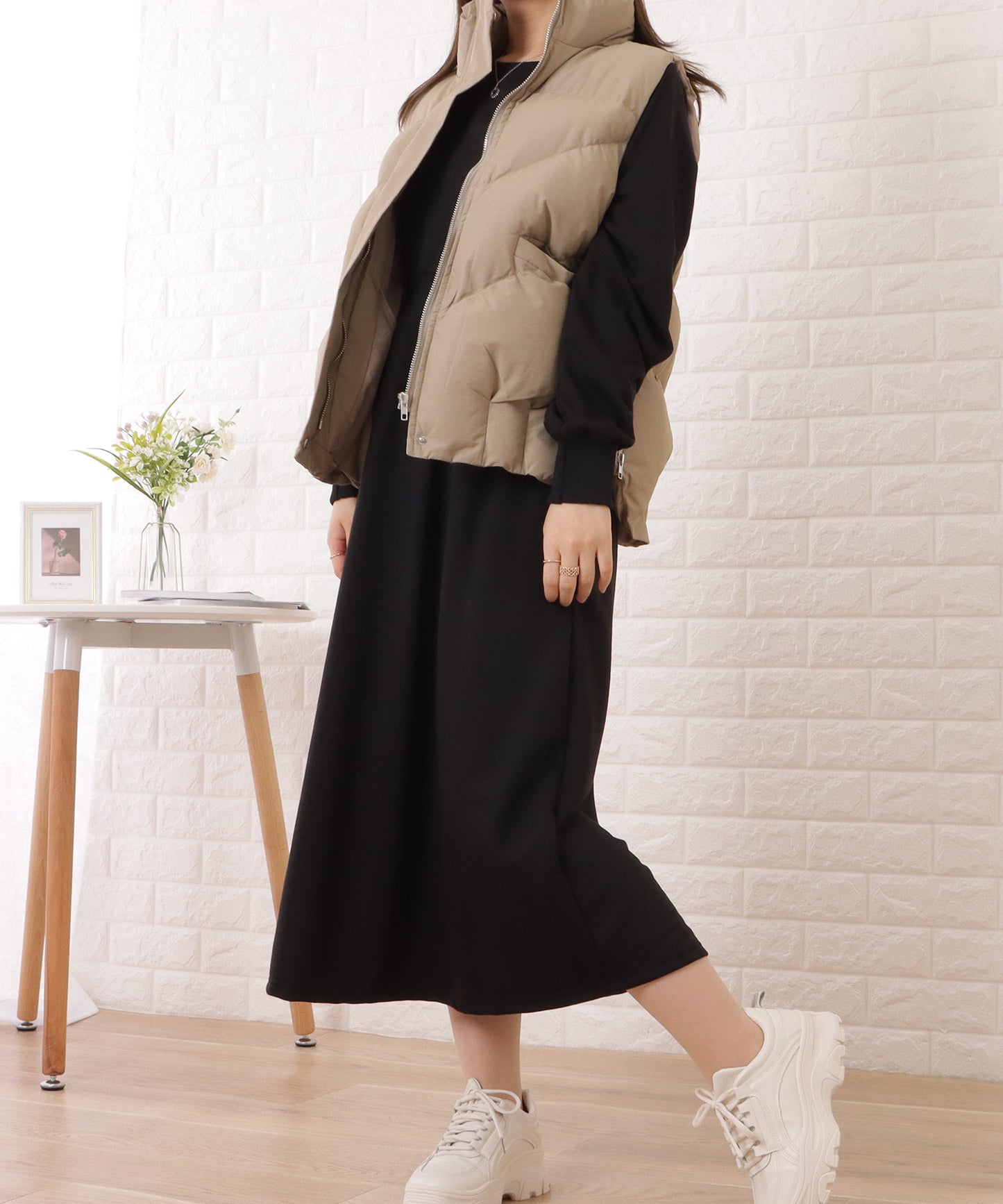 スタンドカラージップアップキルティングベスト
