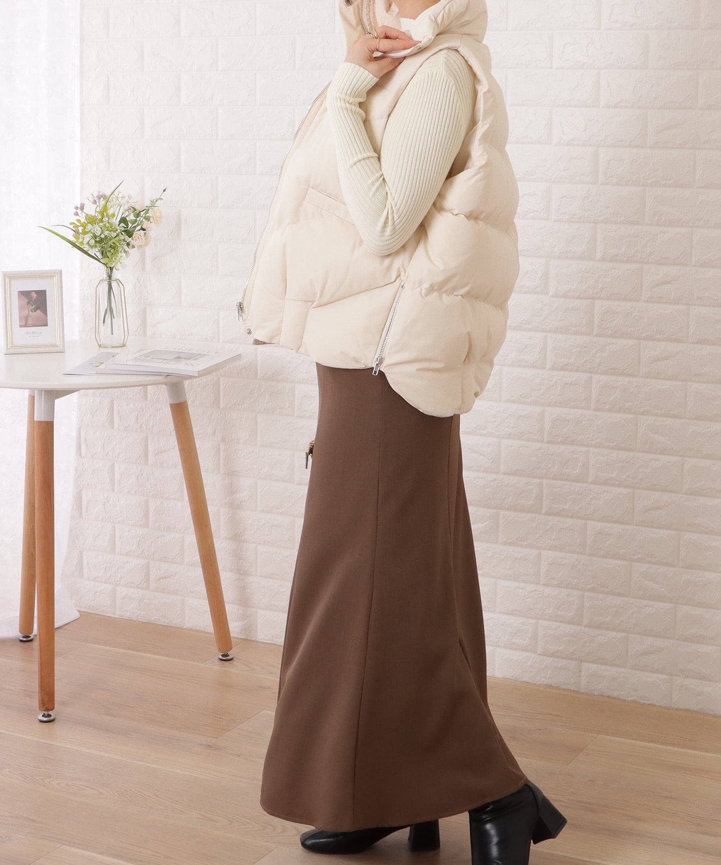 スタンドカラージップアップキルティングベスト