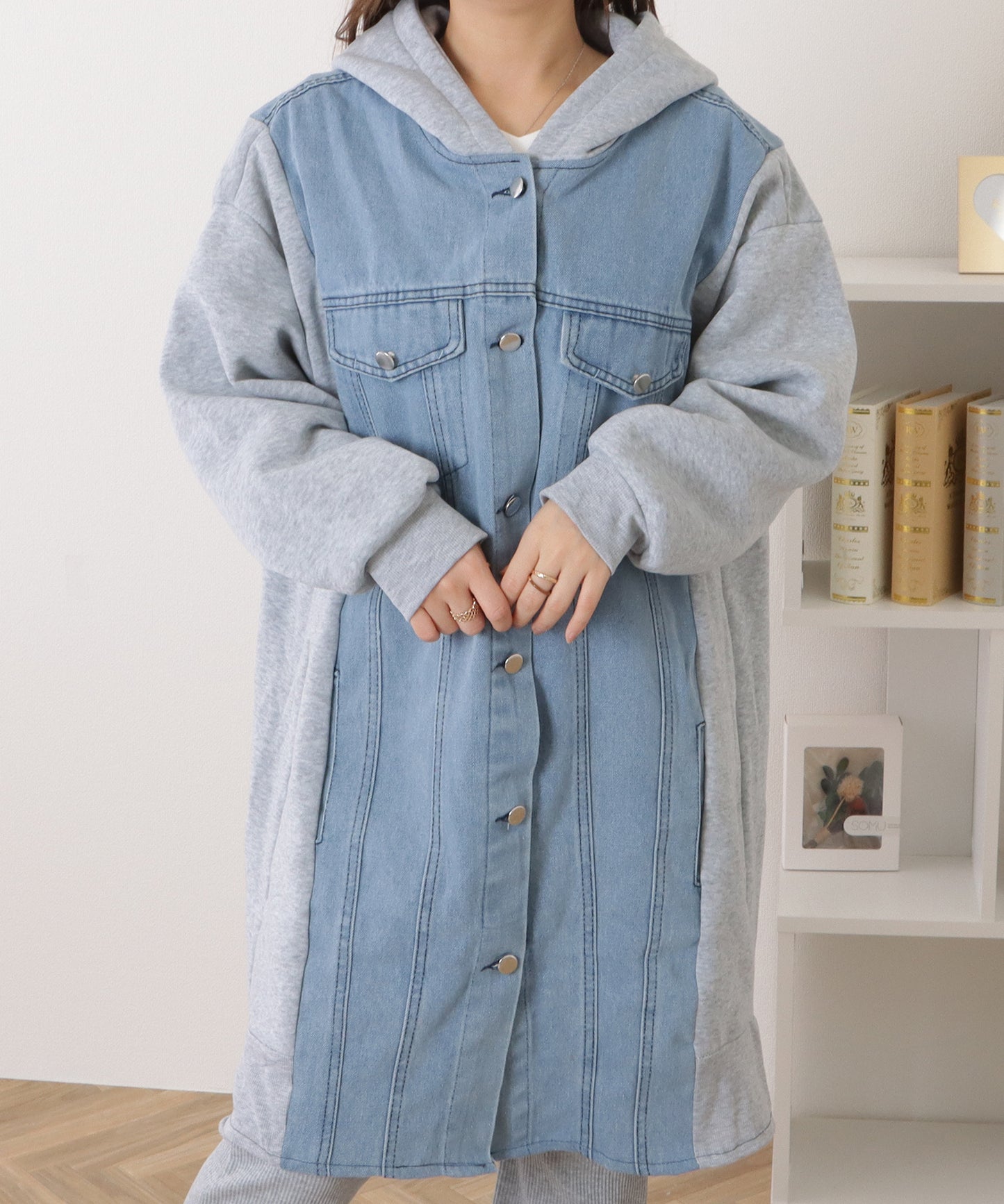 デニムドッキングフーデットスウェットコート