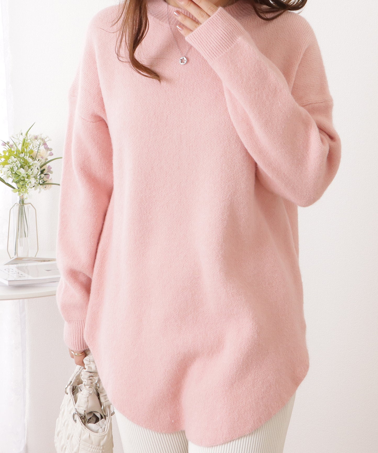 ラウンド裾スリットロングニットプルオーバー