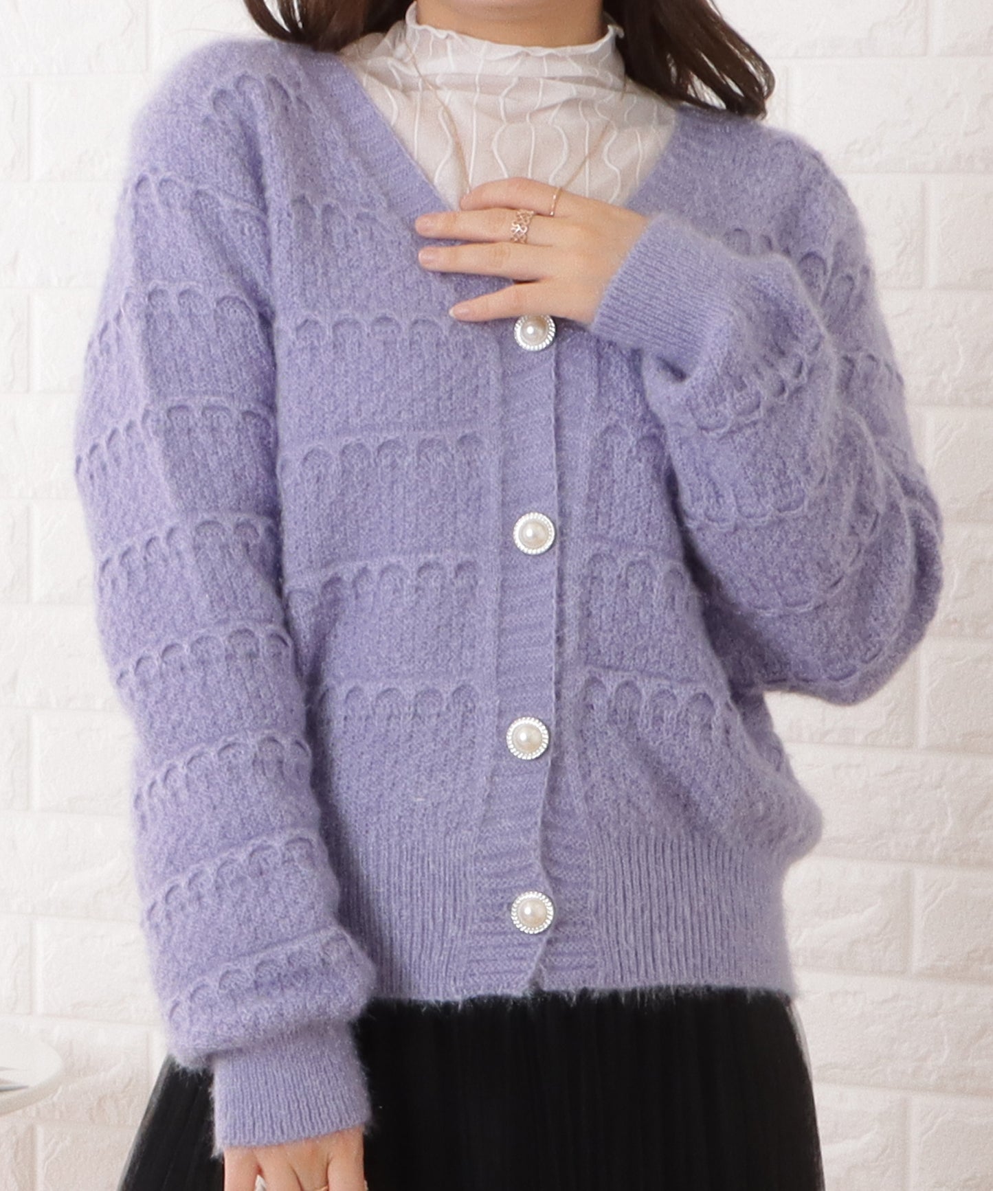 パールボタン付きコンパクトニットカーディガン