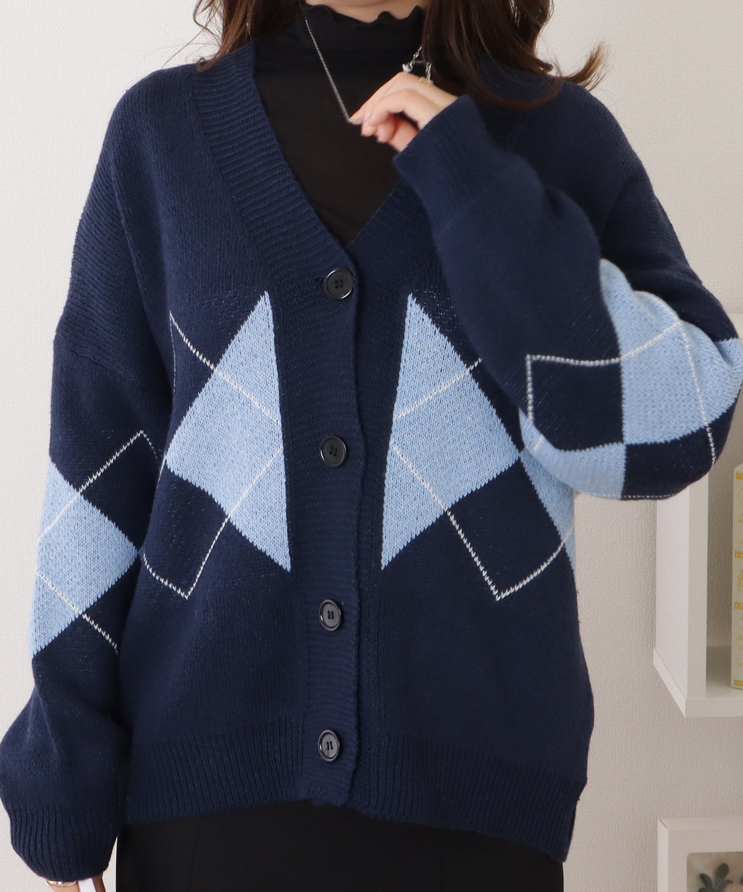 アーガイル柄Vネックゆるニットカーディガン