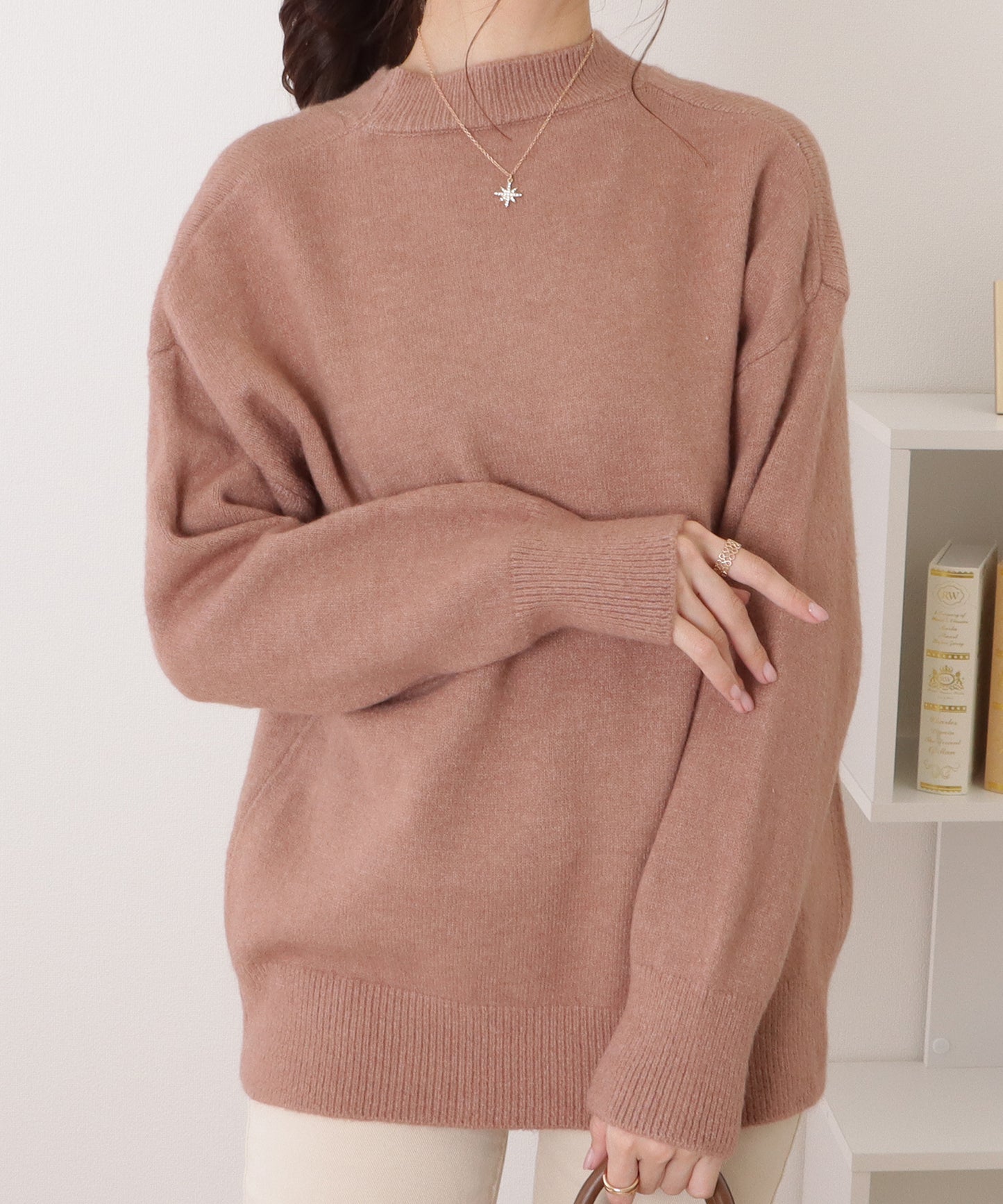 クルーネックベーシックゆるニットプルオーバー