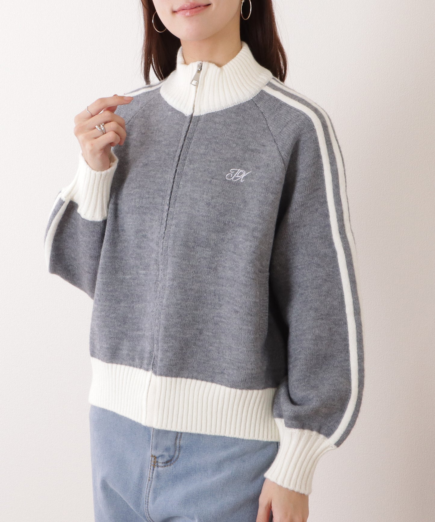 ライン入り ジップアップ コンパクト ニット カーディガン