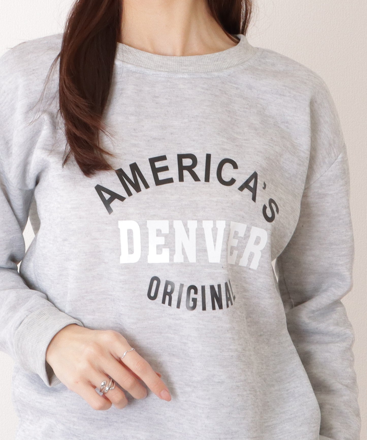 ロゴ付き オーバーサイズ 長袖 スウェット プルオーバー