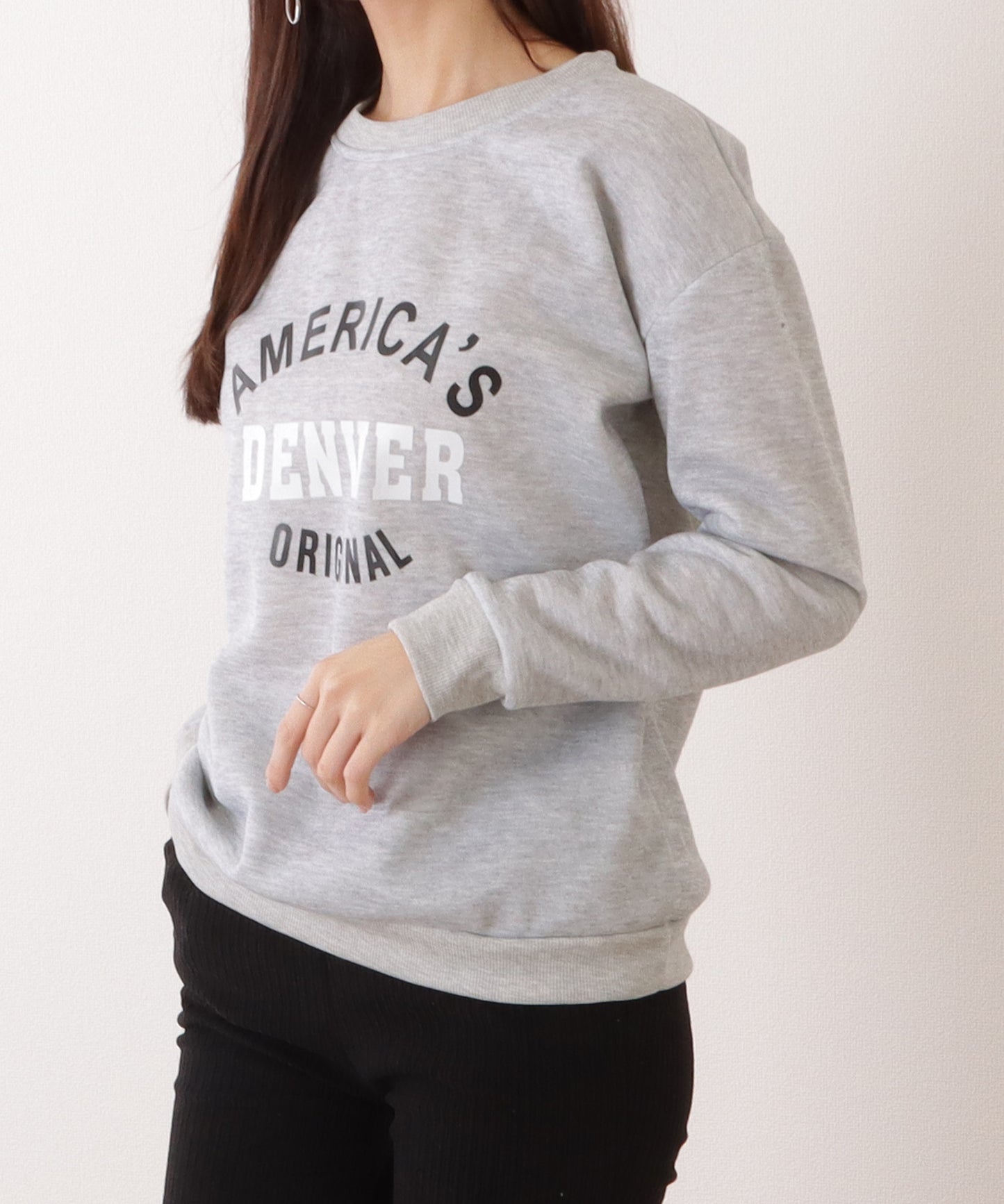 ロゴ付き オーバーサイズ 長袖 スウェット プルオーバー