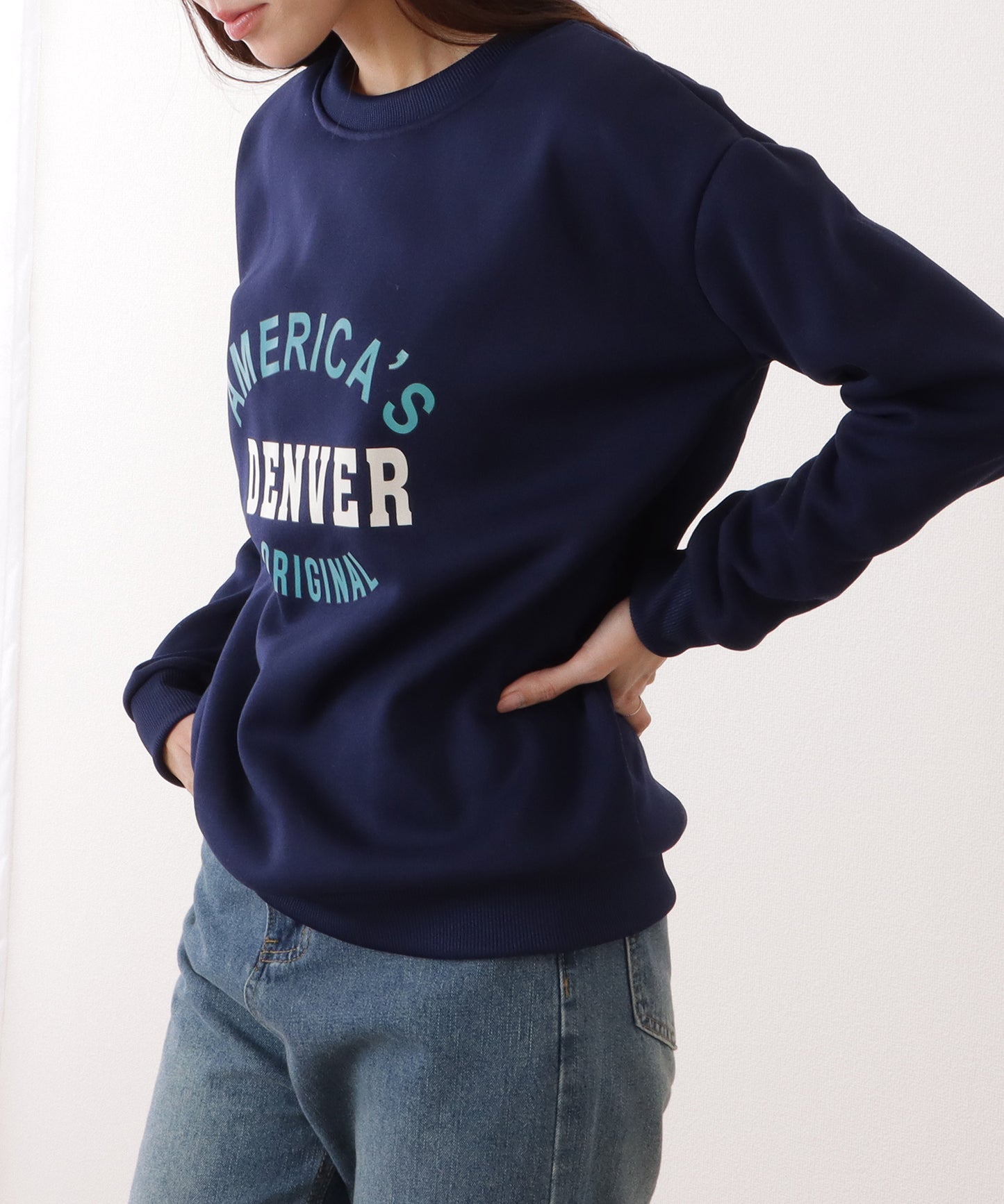 ロゴ付き オーバーサイズ 長袖 スウェット プルオーバー