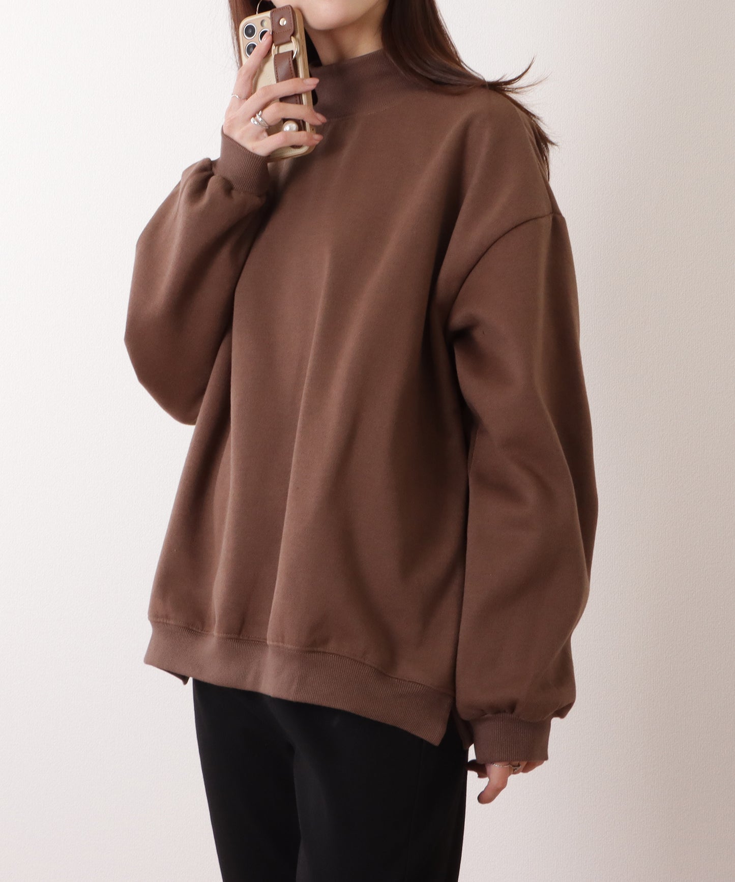 ハイネック サイド スリット ボリューム スリーブ プルオーバー