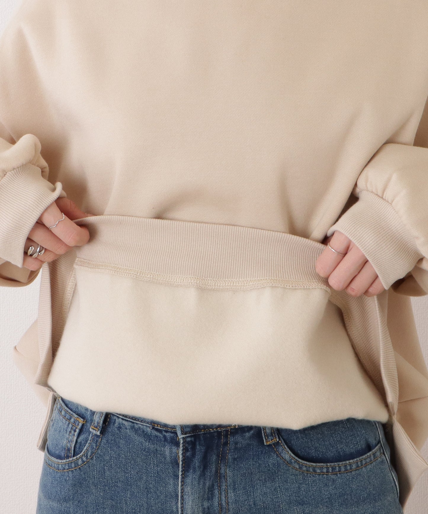 ハイネック サイド スリット ボリューム スリーブ プルオーバー