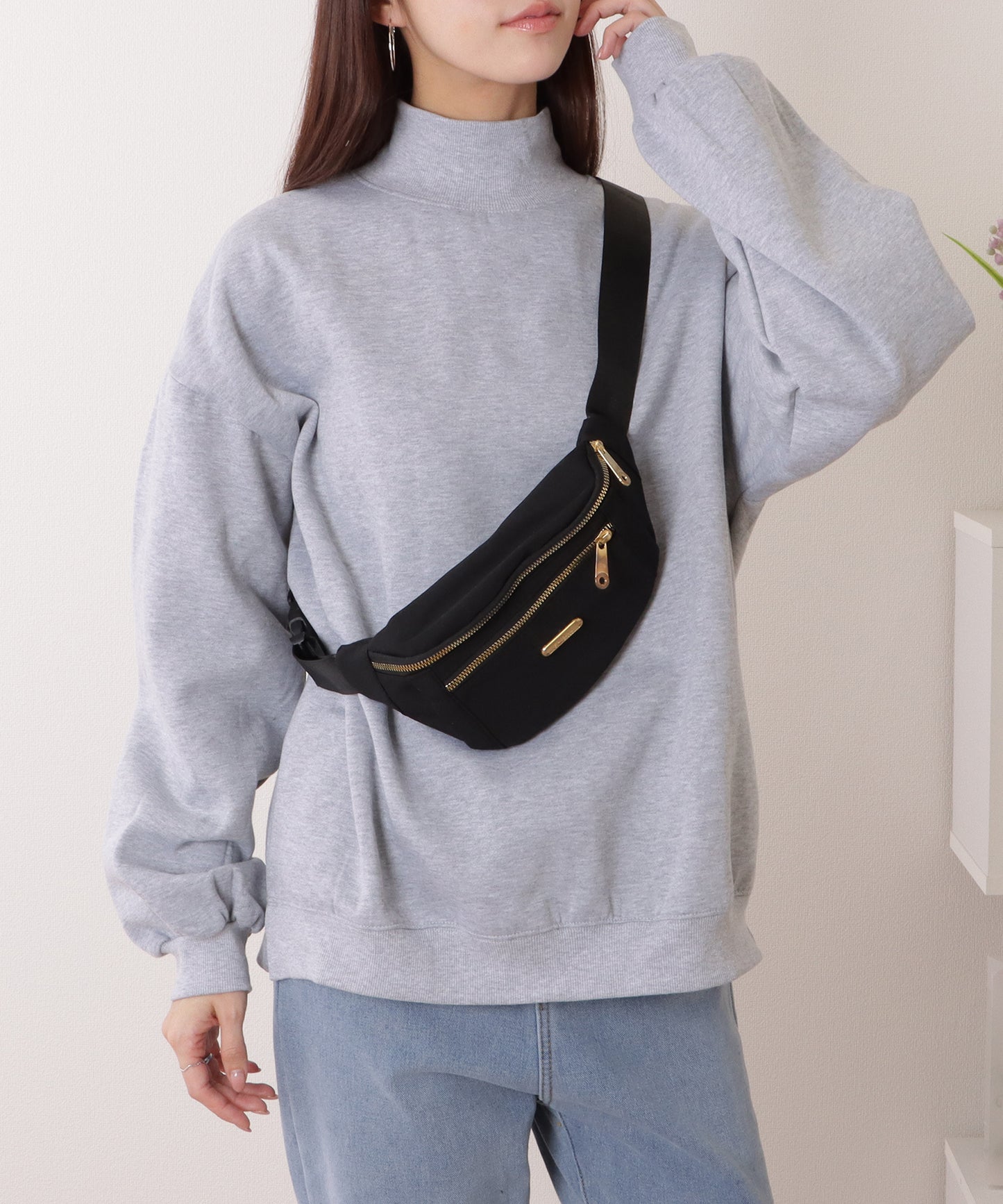 ハイネック サイド スリット ボリューム スリーブ プルオーバー