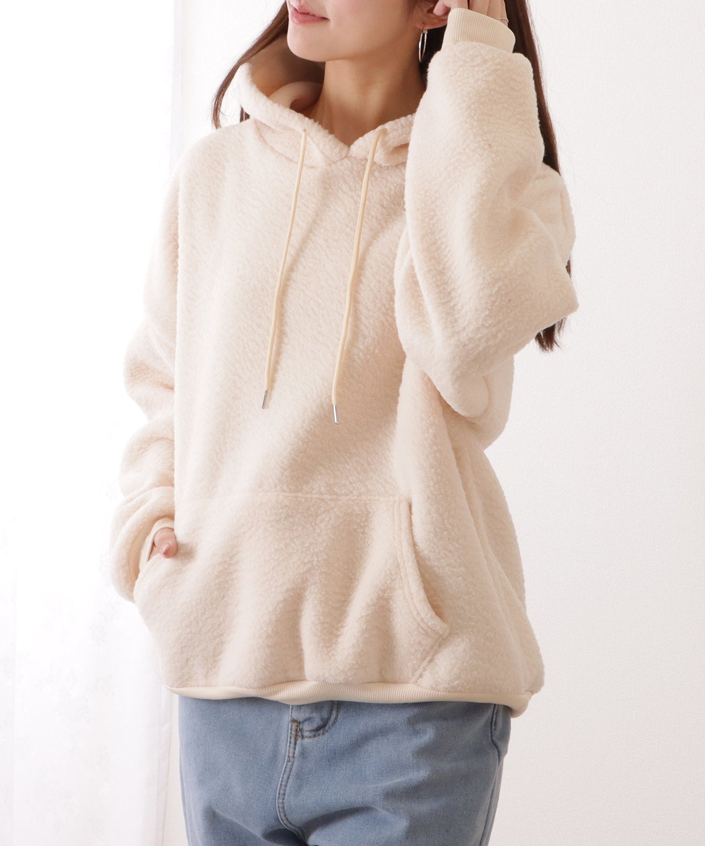 オーバー サイズ フーデット ボア パーカー