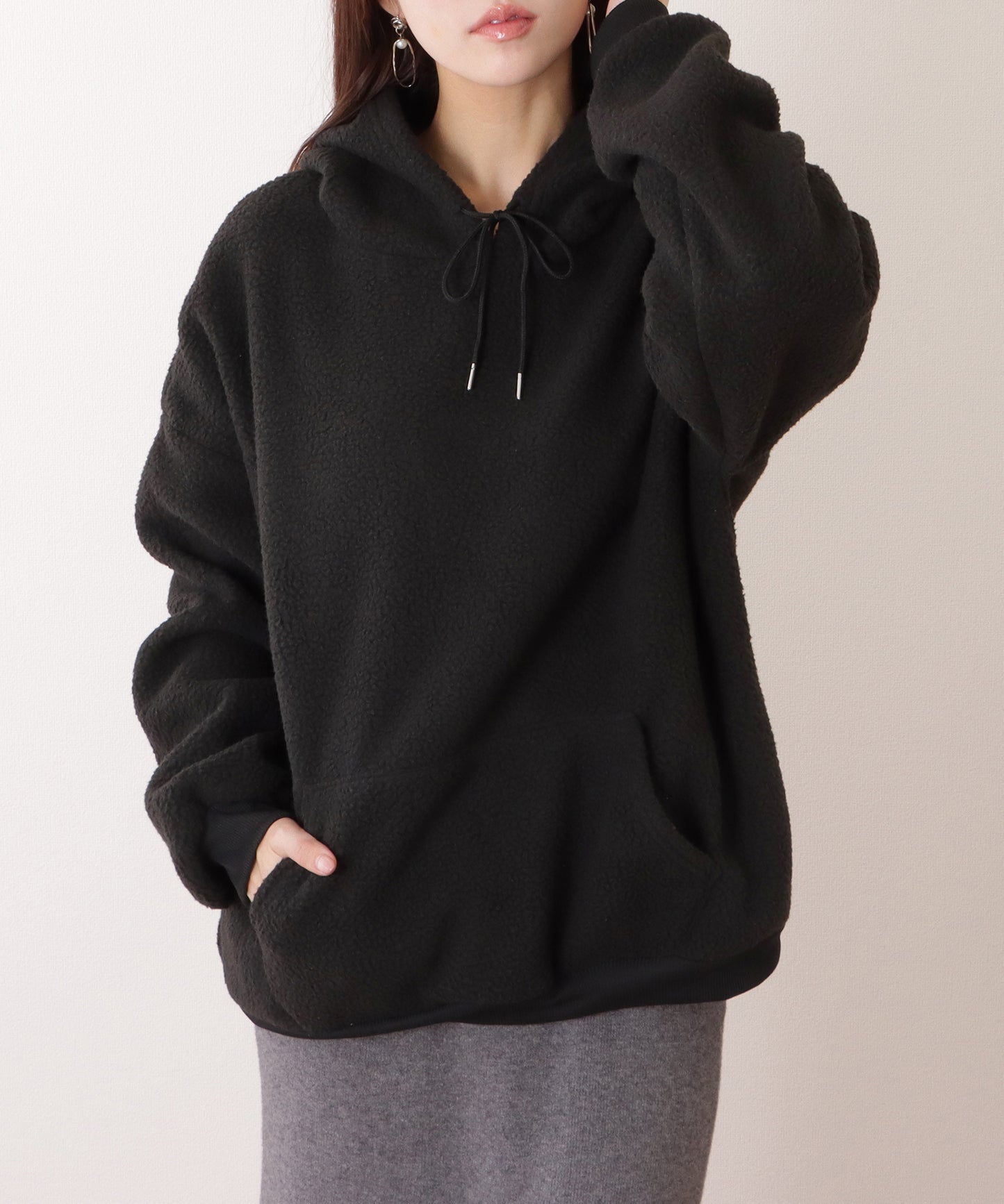 オーバー サイズ フーデット ボア パーカー