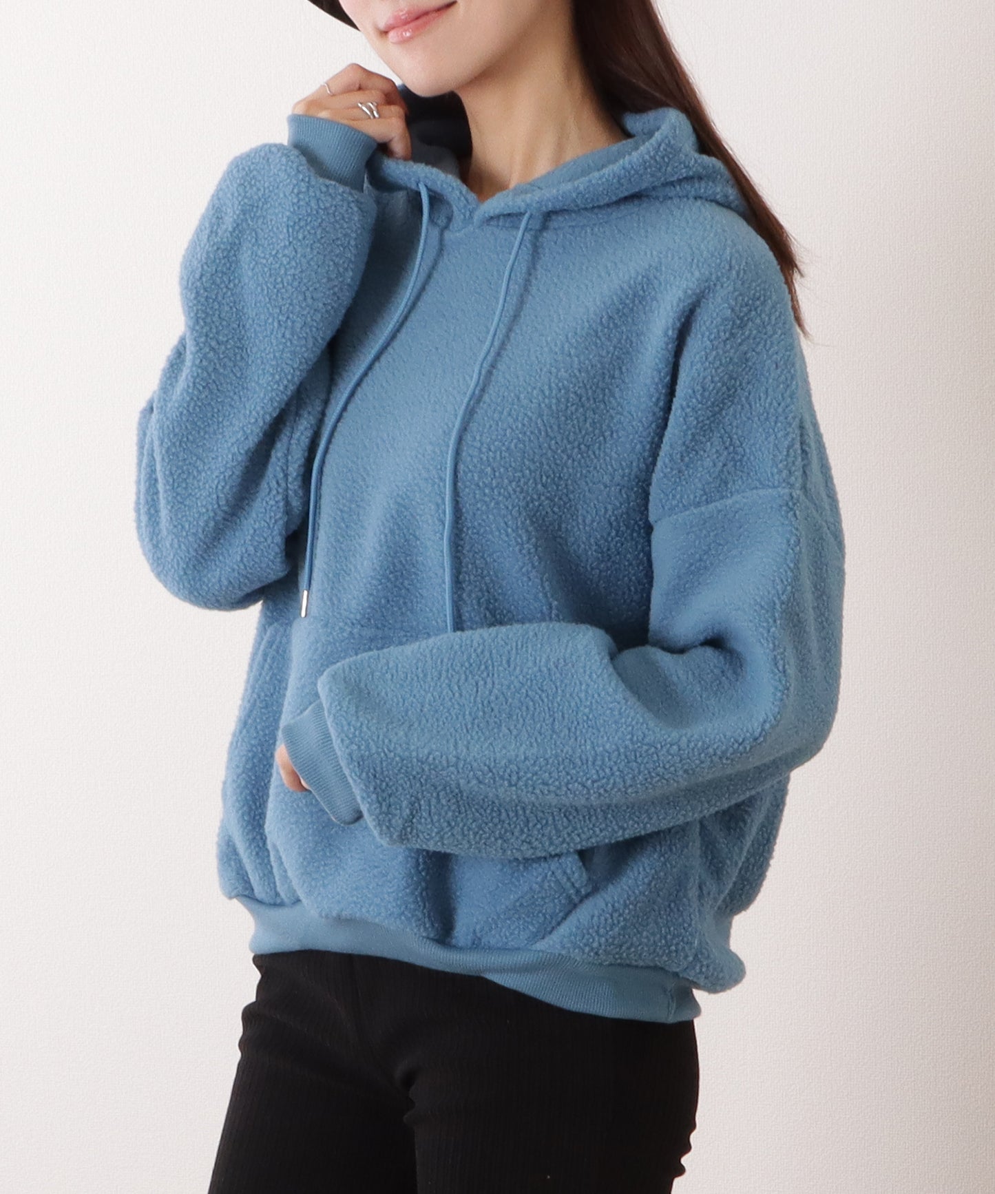 オーバー サイズ フーデット ボア パーカー