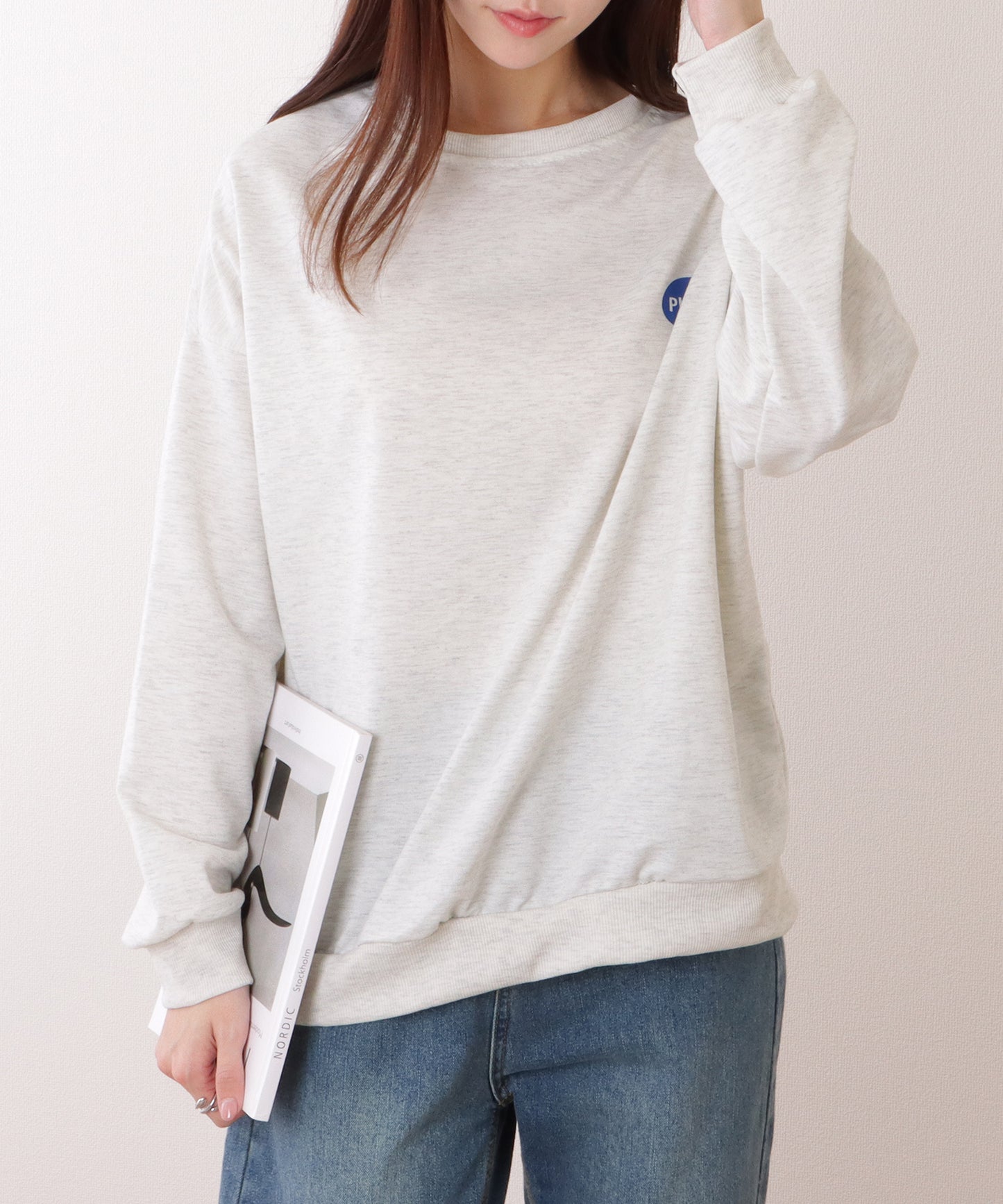ビッグシルエット レターロゴ 長袖 ゆるプルオーバー