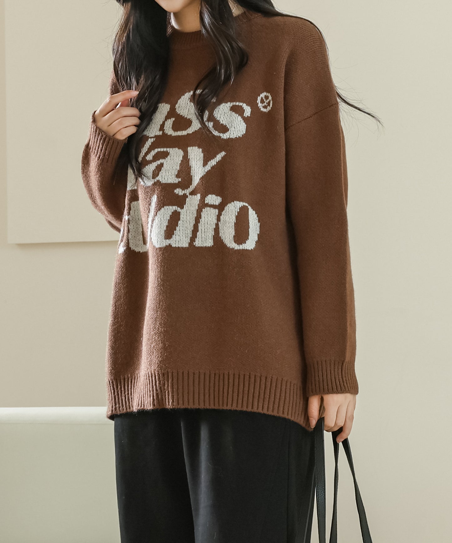 アルファベット レター ビッグシルエット 長袖 ニット プルオーバー