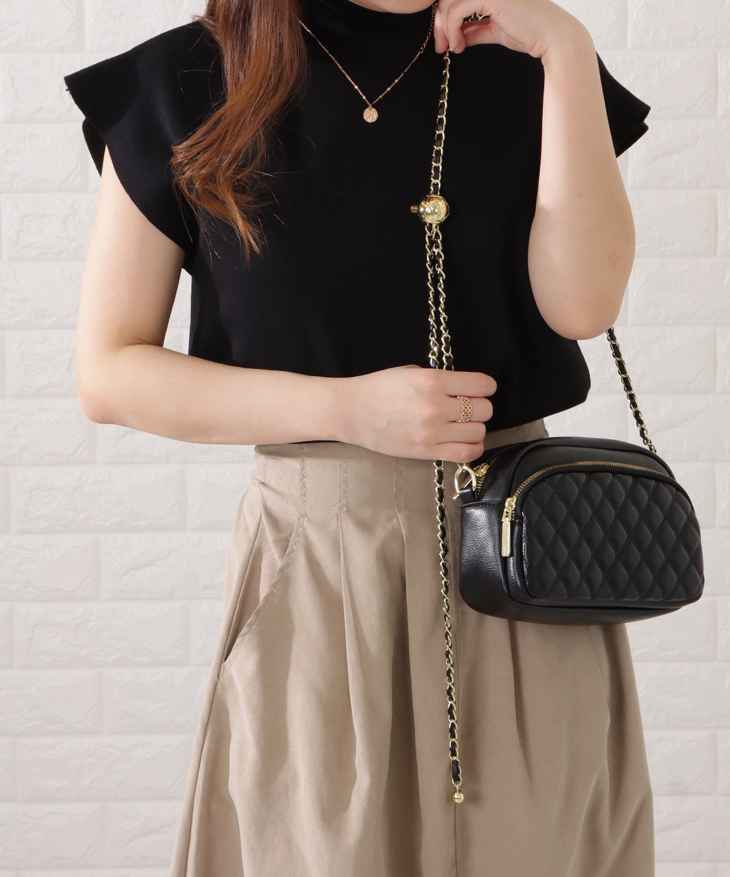フェイクレザーゴールドチェーンショルダーバッグ