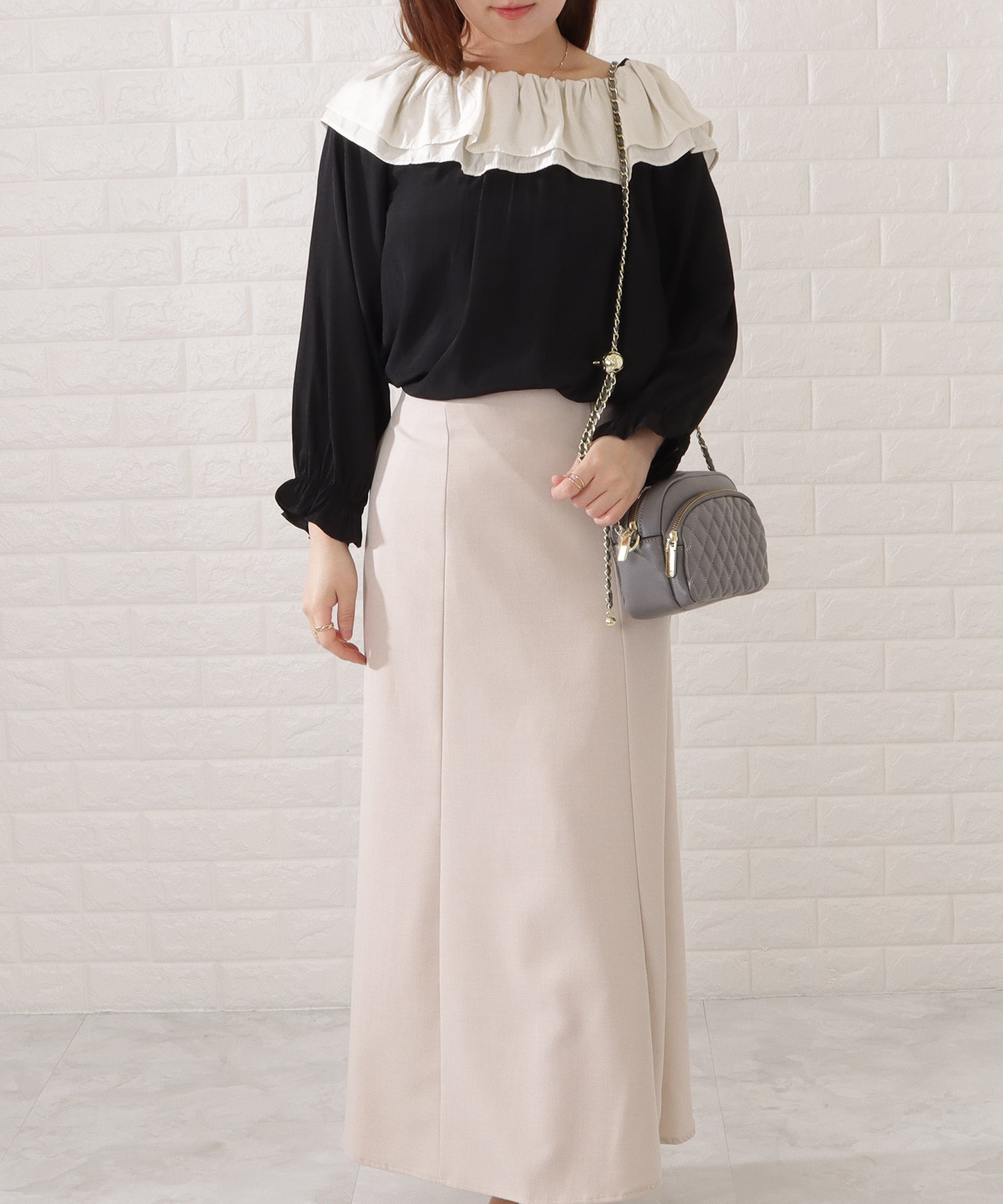 フェイクレザーゴールドチェーンショルダーバッグ