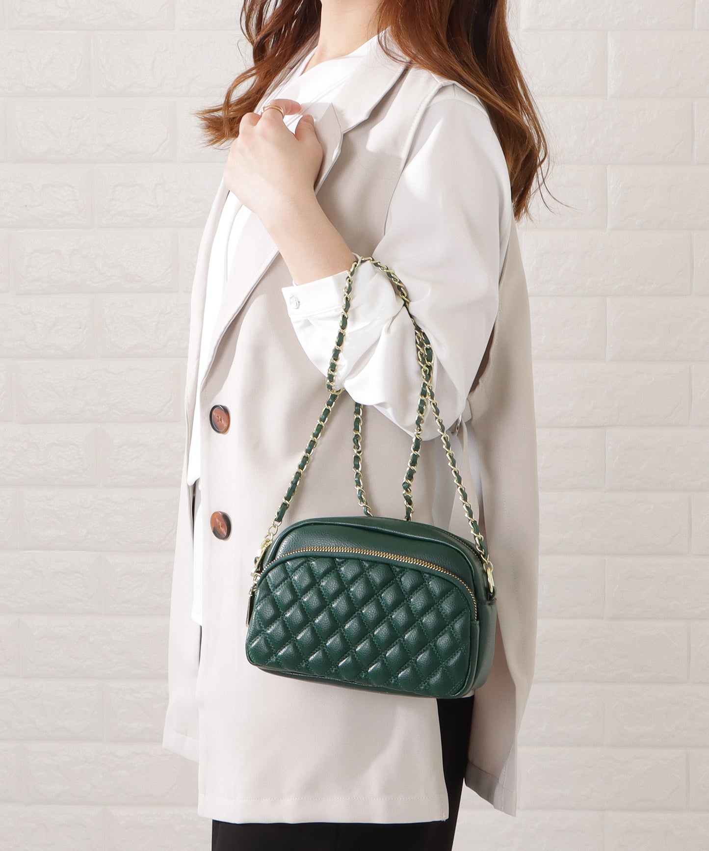 フェイクレザーゴールドチェーンショルダーバッグ