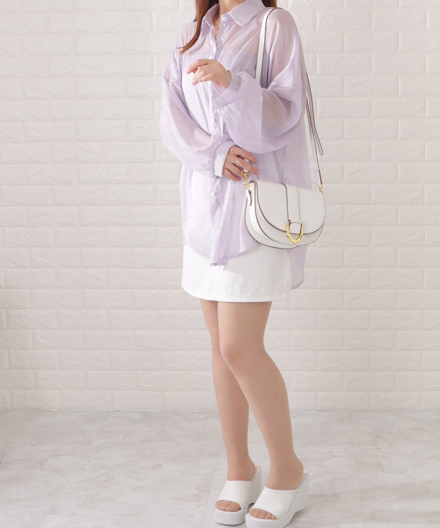 ハーフムーンフェイクレザーショルダーバッグ