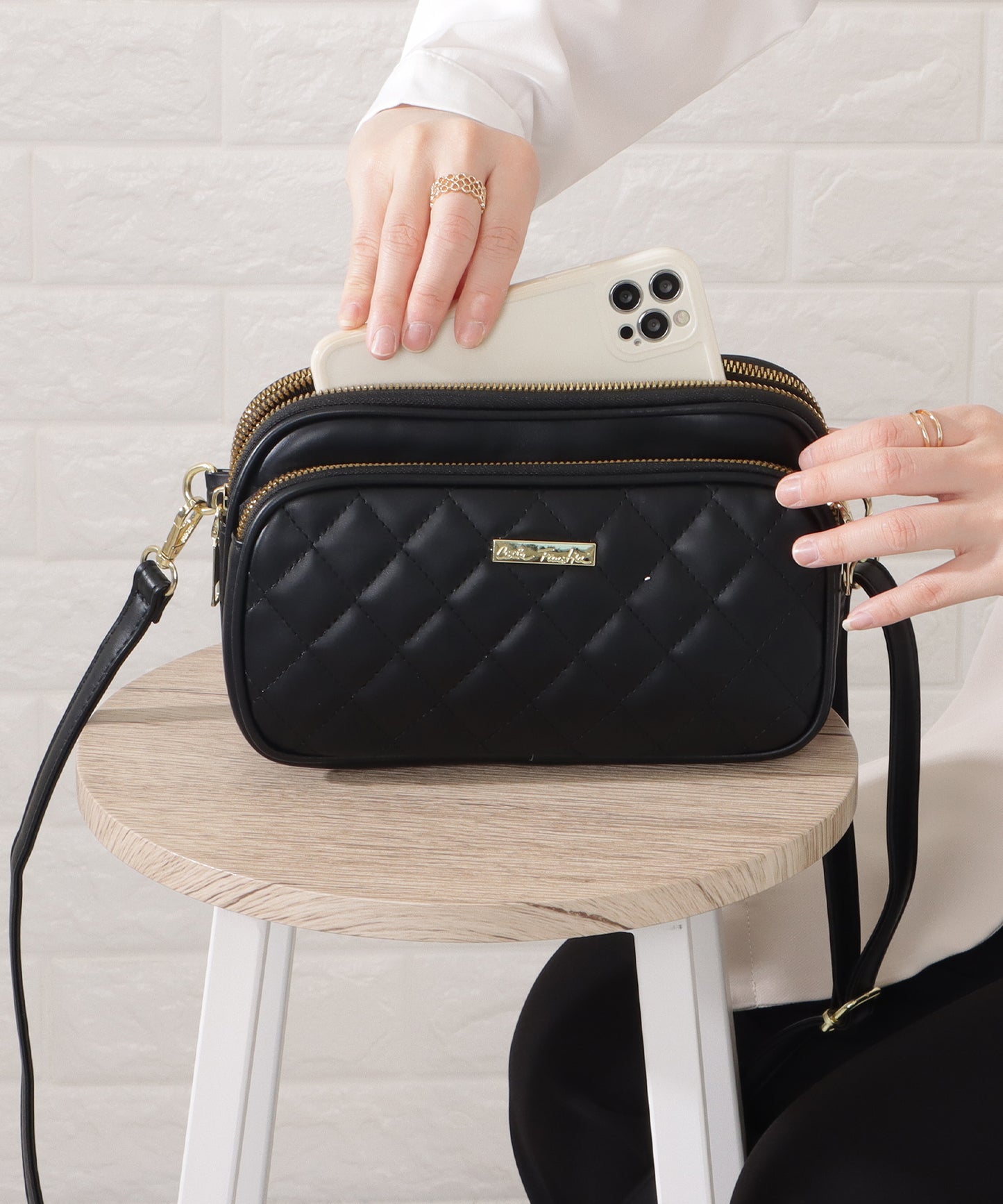 3ポケットキルティングショルダーバッグ