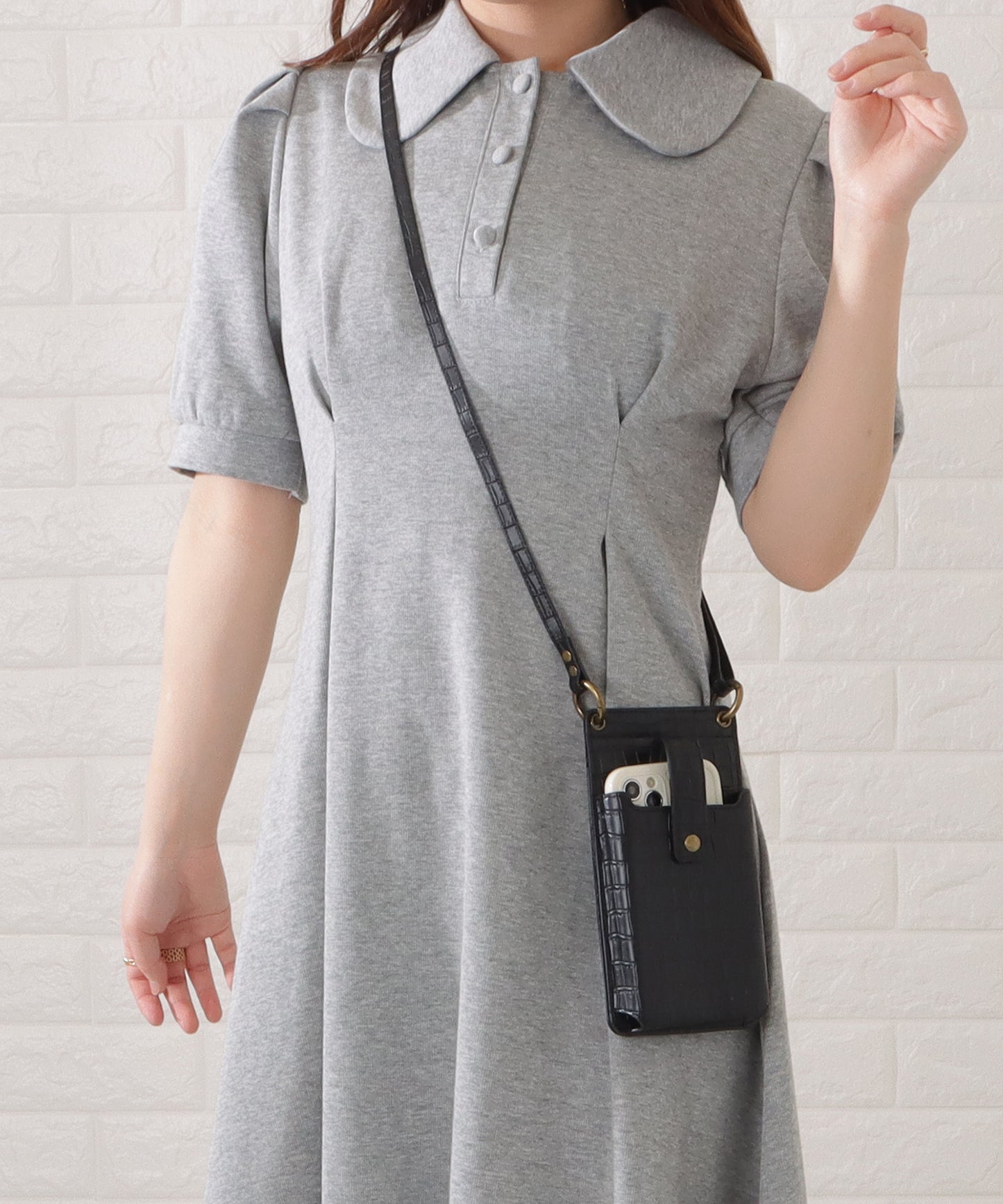 クロコダイルレザー調2WAYスマホショルダーバッグ