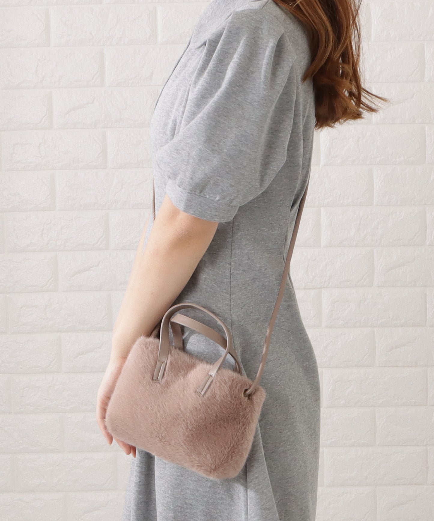 ファー×レザー調スクエアショルダーバッグ