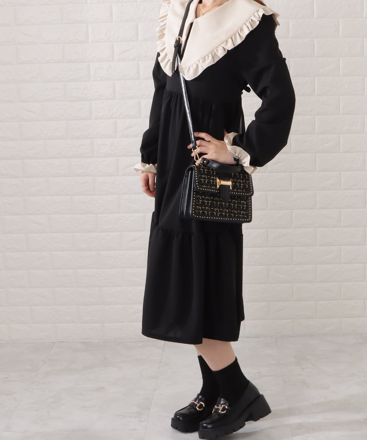 ミックスツイードスタッズ付き2WAYショルダーバッグ