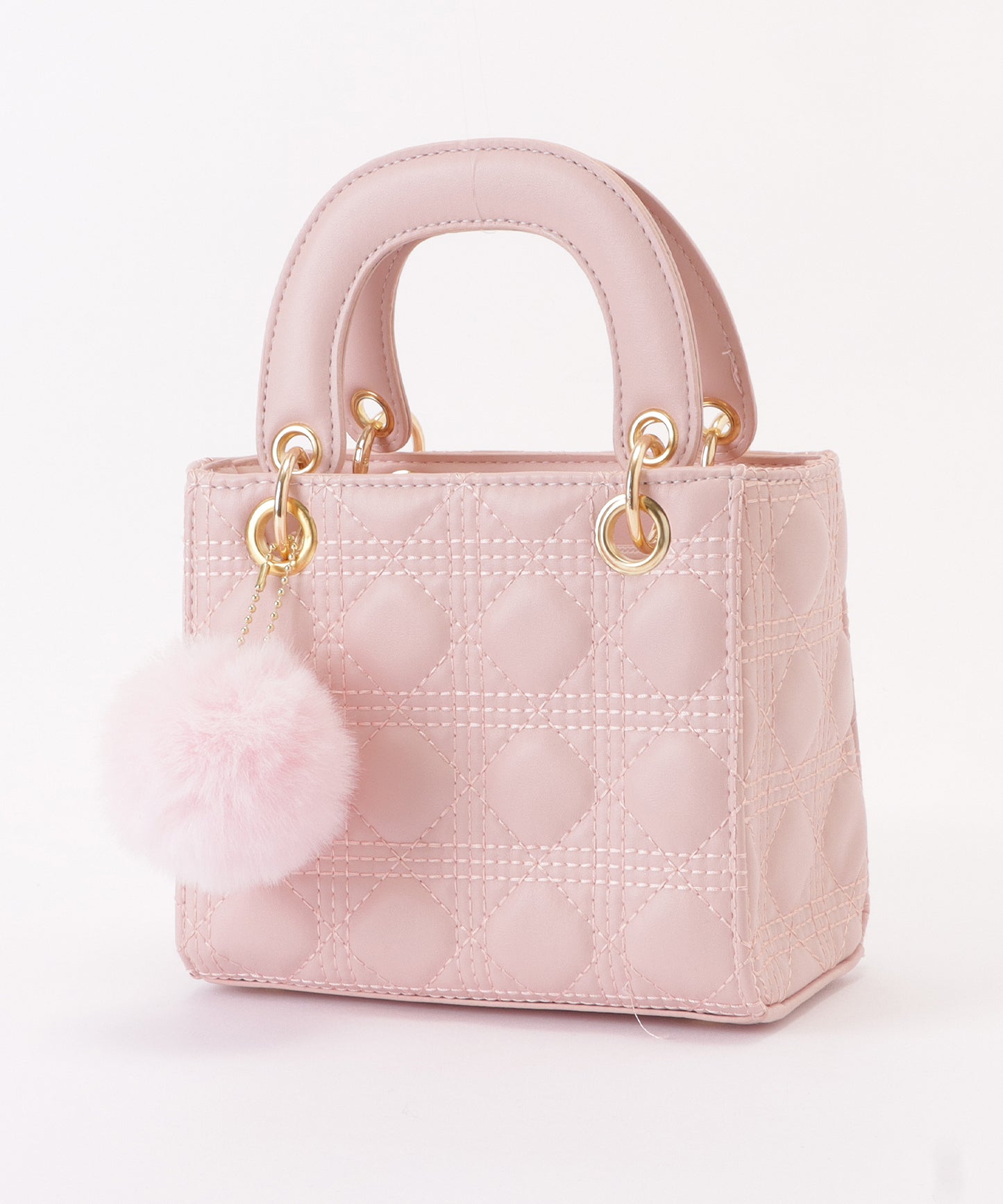 ファーチャーム付きキルティングスクエアハンドバッグ