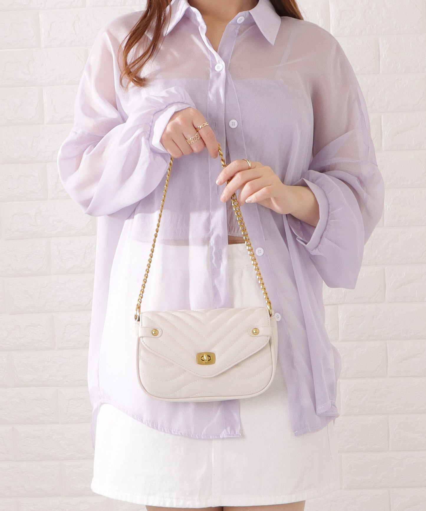 ミニポーチ付き2WAYキルティングショルダーバッグ