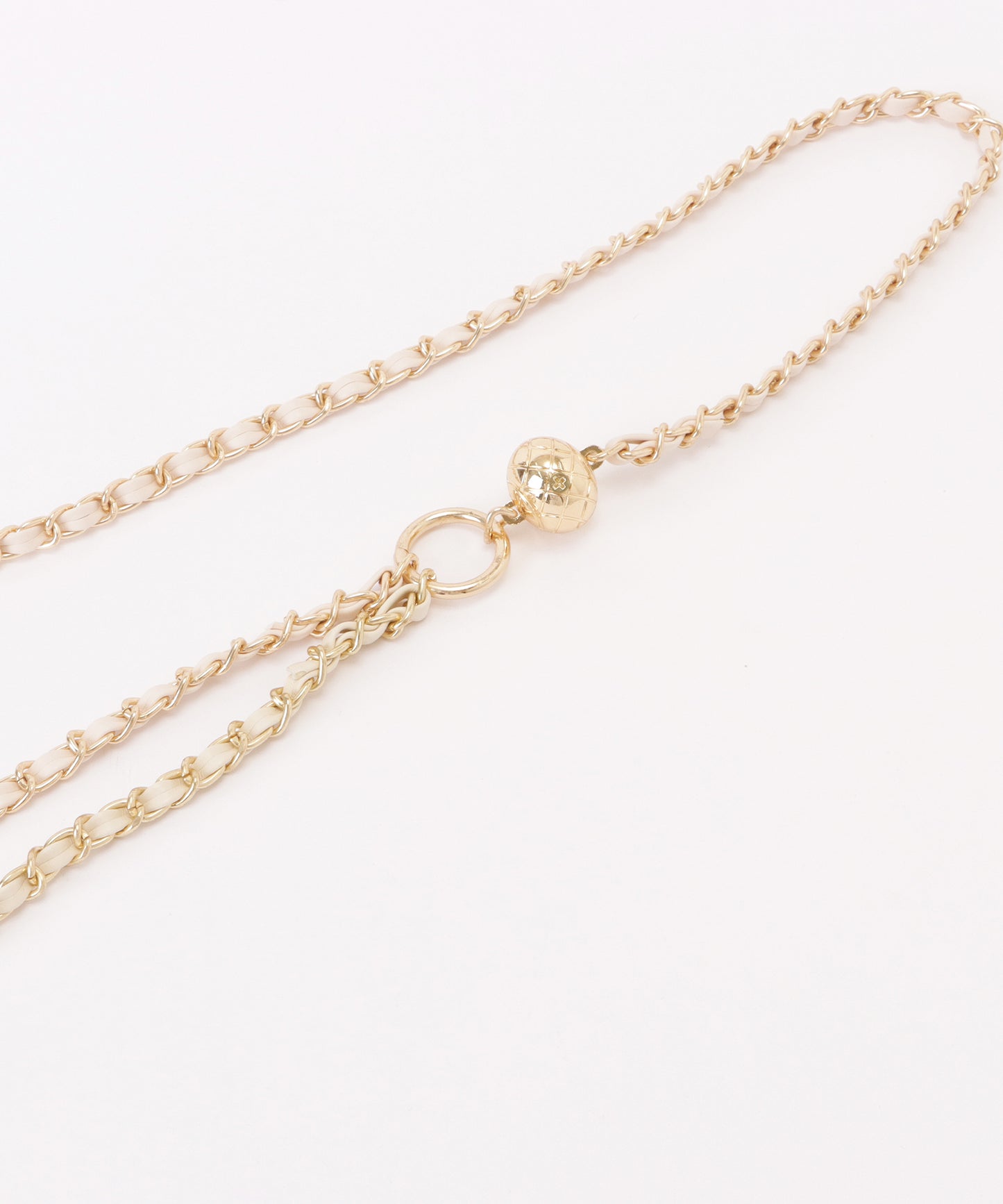 レザー調トライアングルキルティングチェーンショルダーバッグ