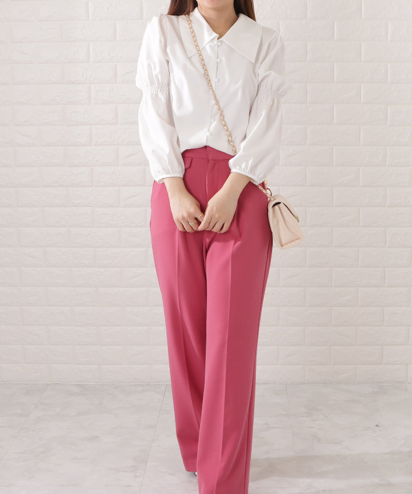 レザー調トライアングルキルティングチェーンショルダーバッグ