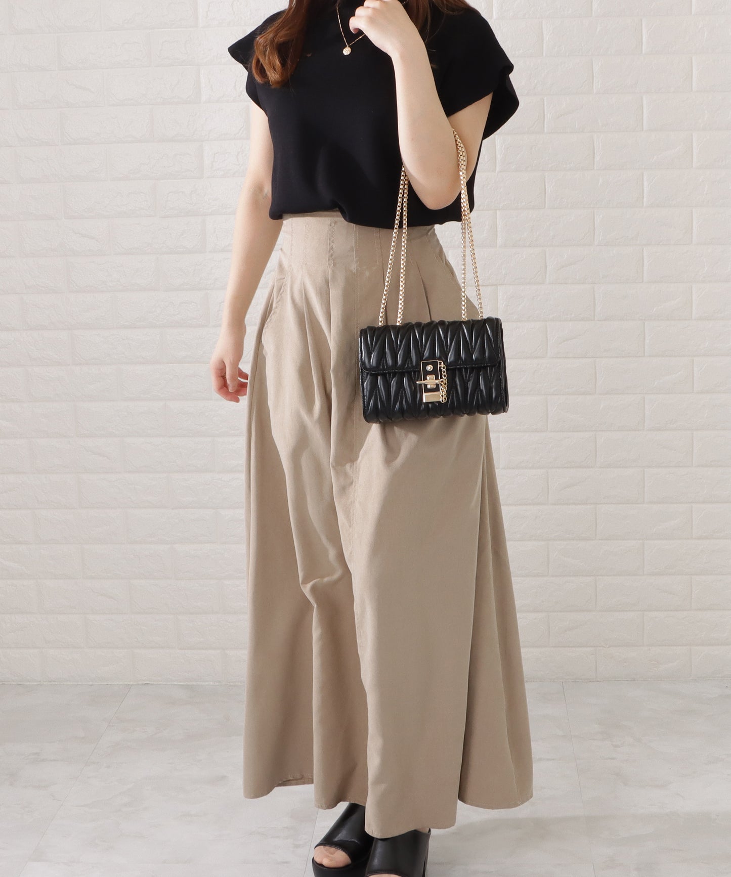 レザー調ヘリンボーンキルティングチェーンショルダーバッグ