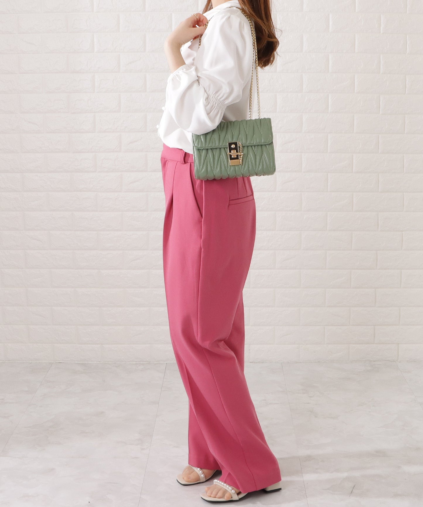 レザー調ヘリンボーンキルティングチェーンショルダーバッグ