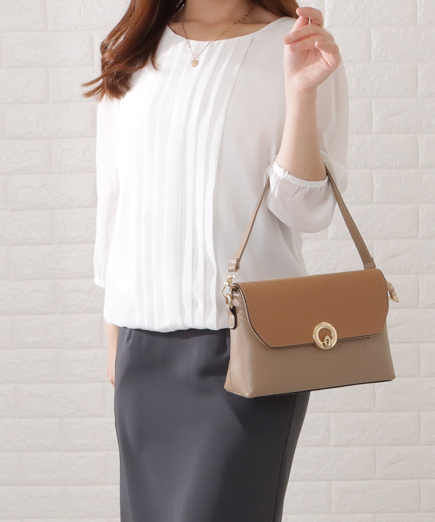 レザー調ステッチ2WAYショルダーバッグ