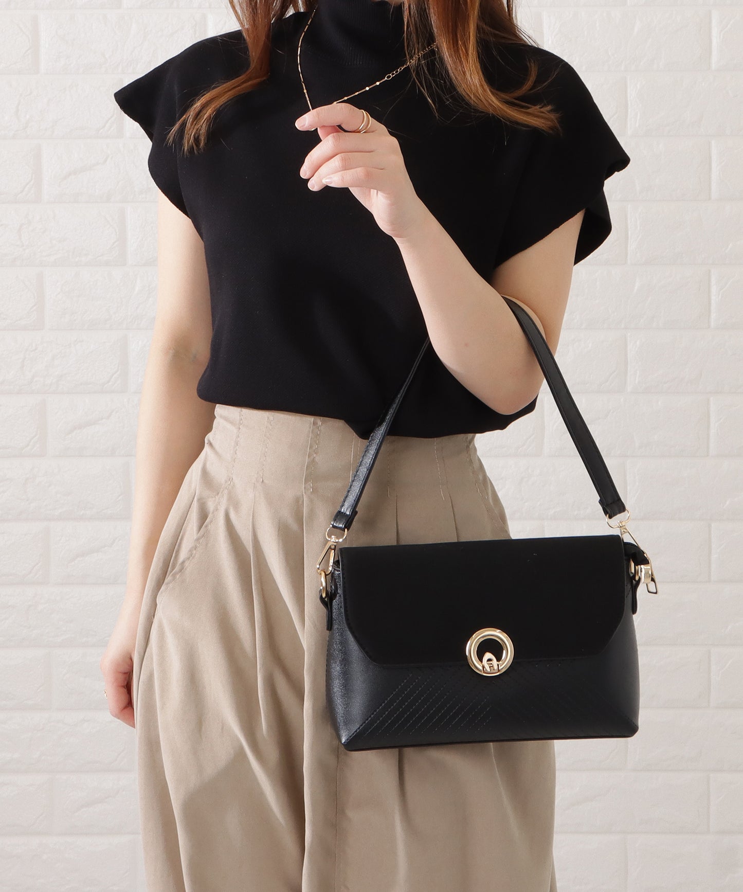 レザー調ステッチ2WAYショルダーバッグ