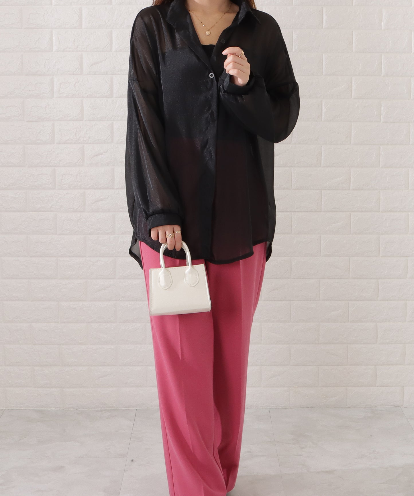 レザー調ギャザーショルダーバッグ