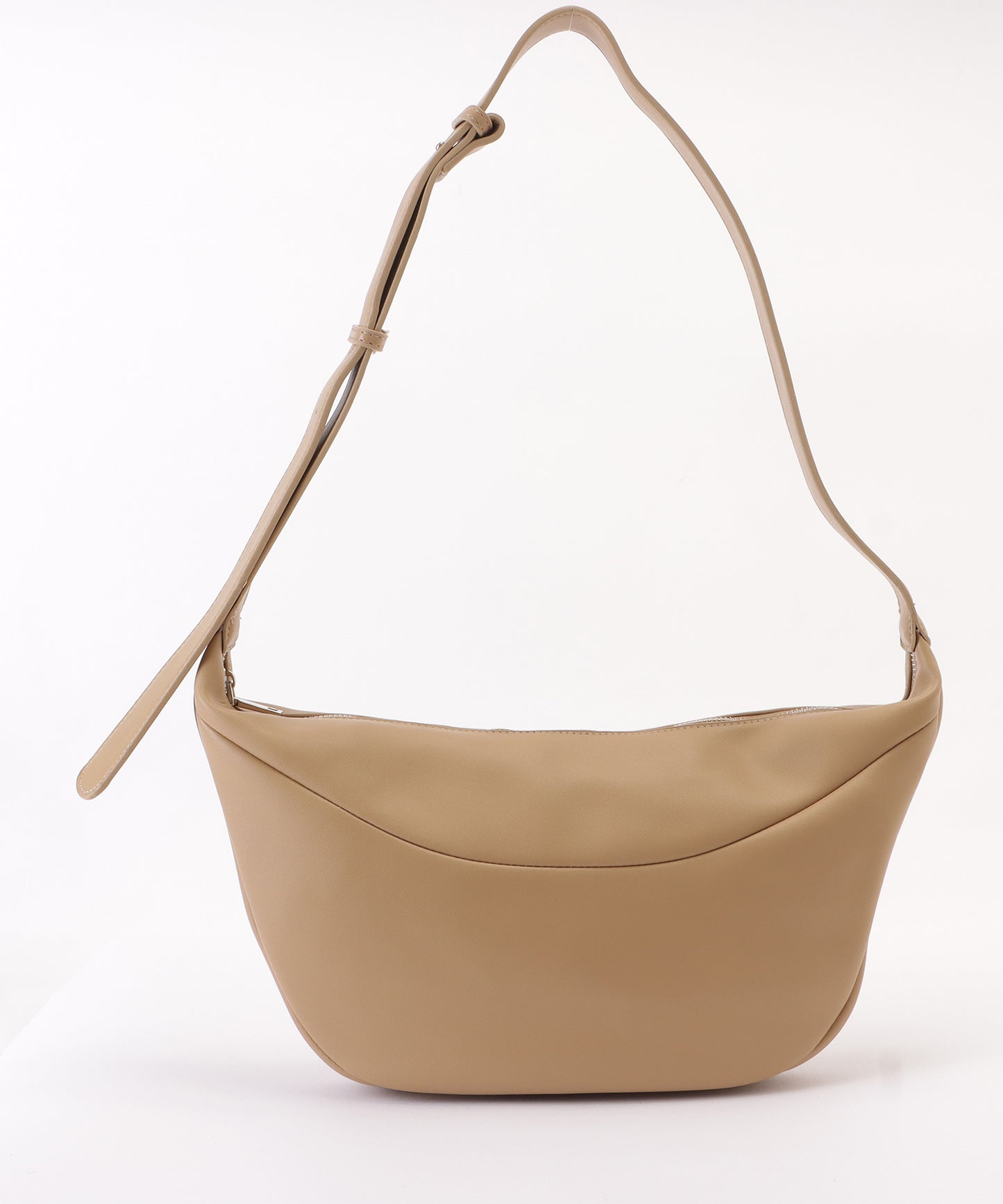 レザー調ハーフムーンショルダーバッグ