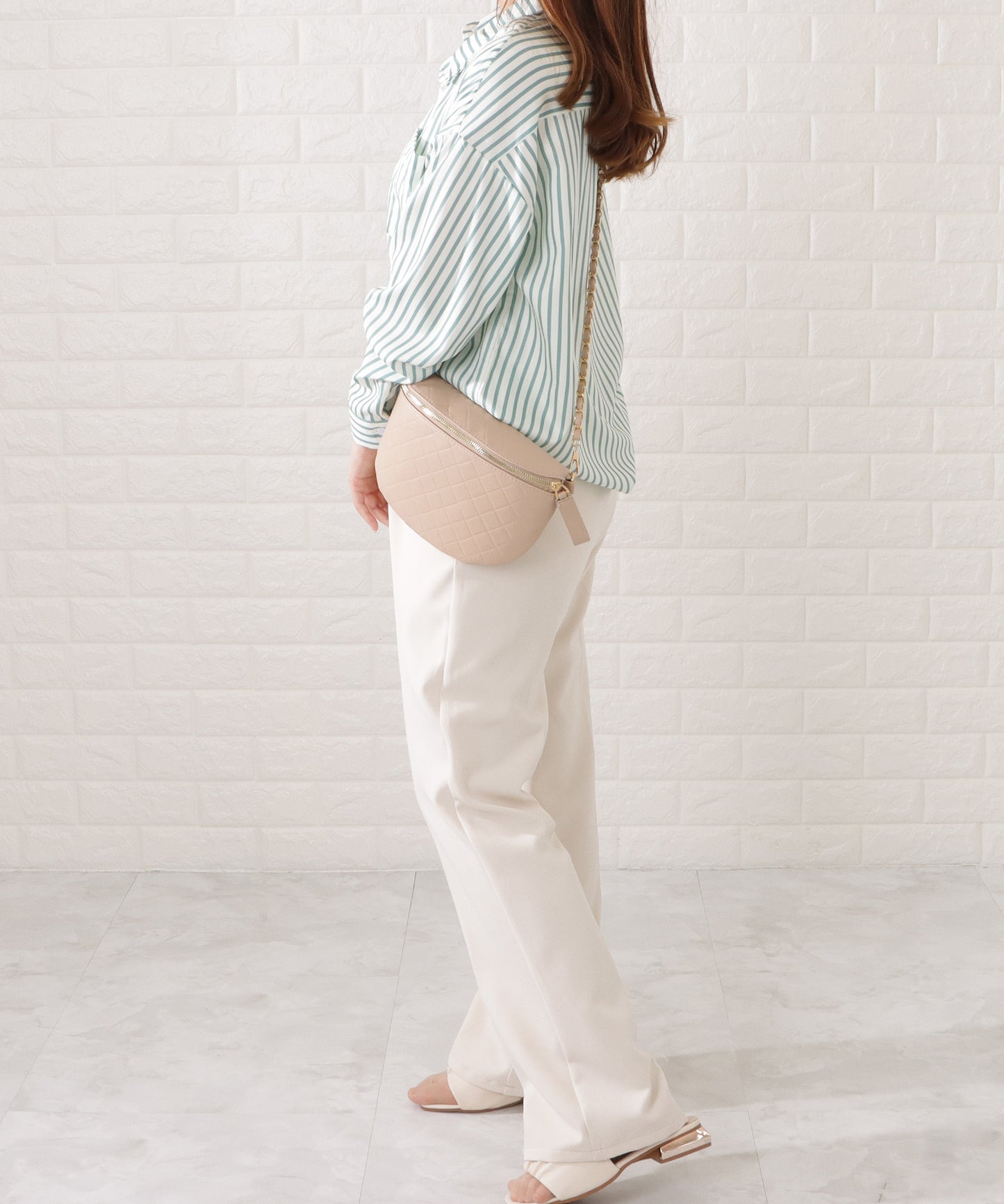 レザー調メッシュデザインショルダーバッグ