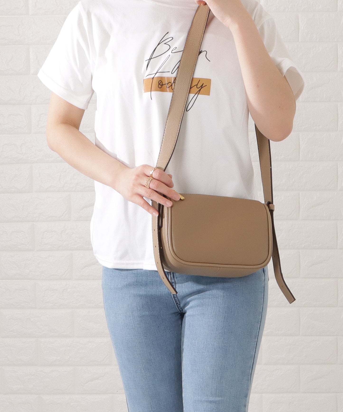 マットレザー調2WAYミニマルワンカラーバッグ