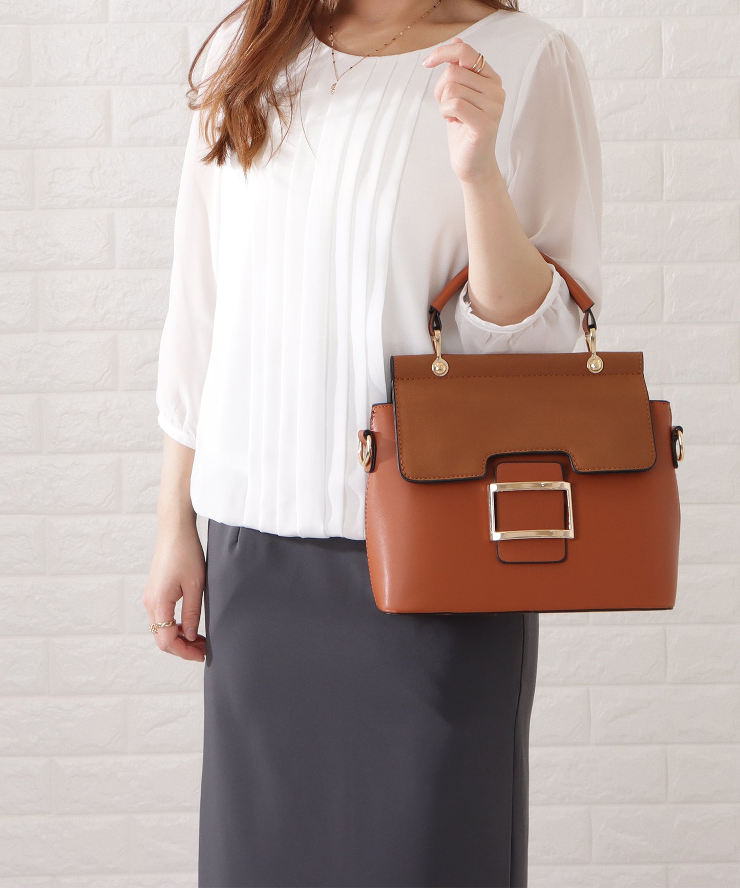 レザー調2WAYスクエアショルダーバッグ