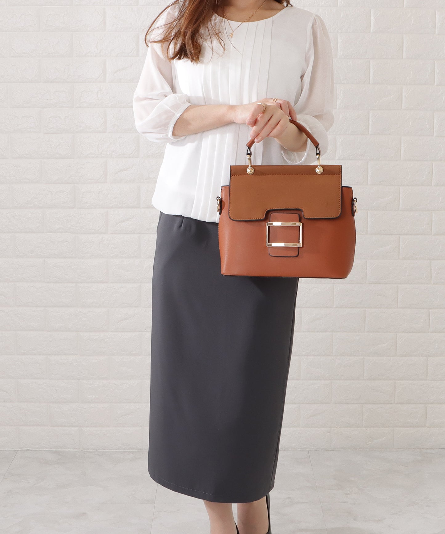 レザー調2WAYスクエアショルダーバッグ