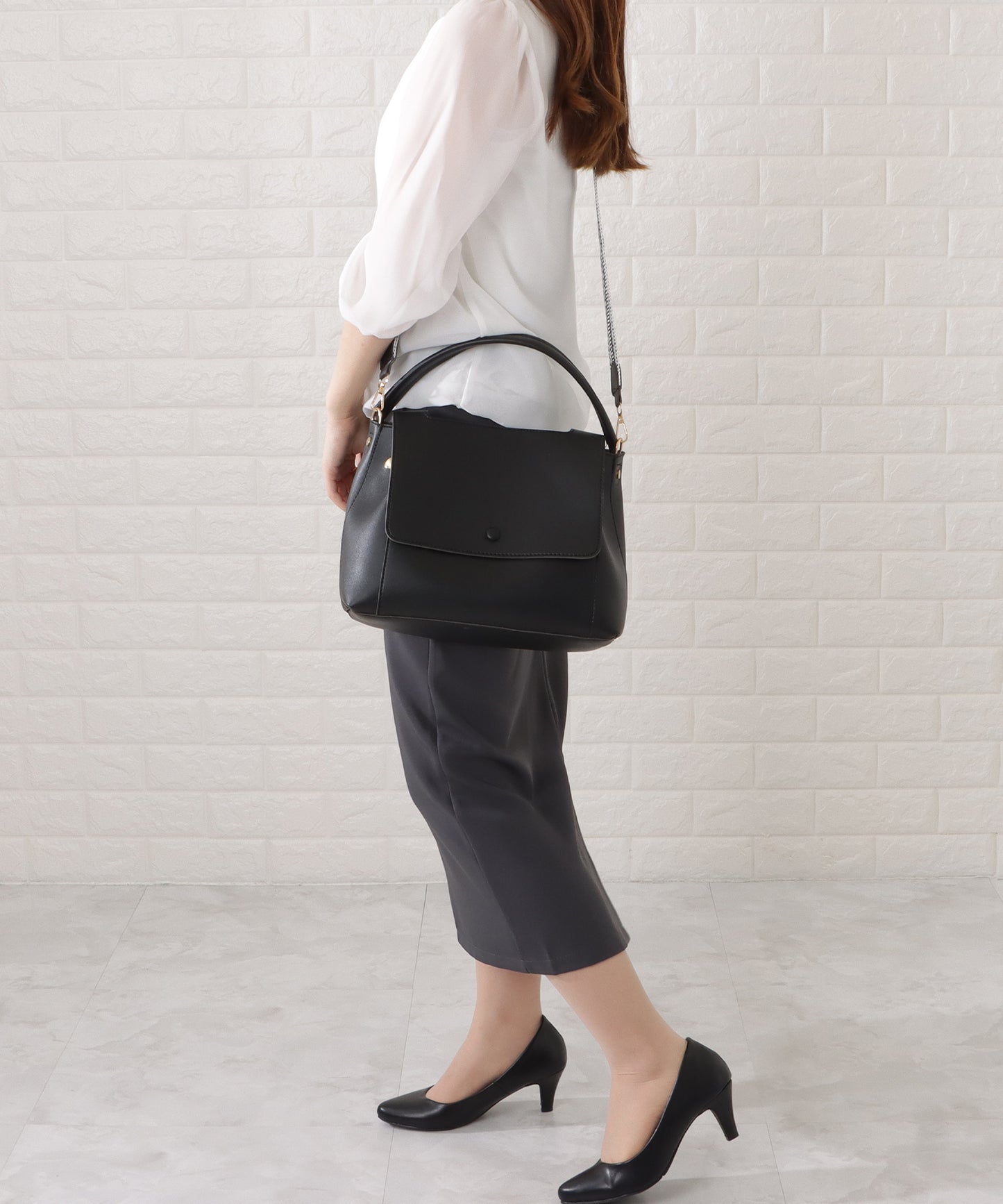 レザー調2WAY異素材ベルト付きショルダーバッグ