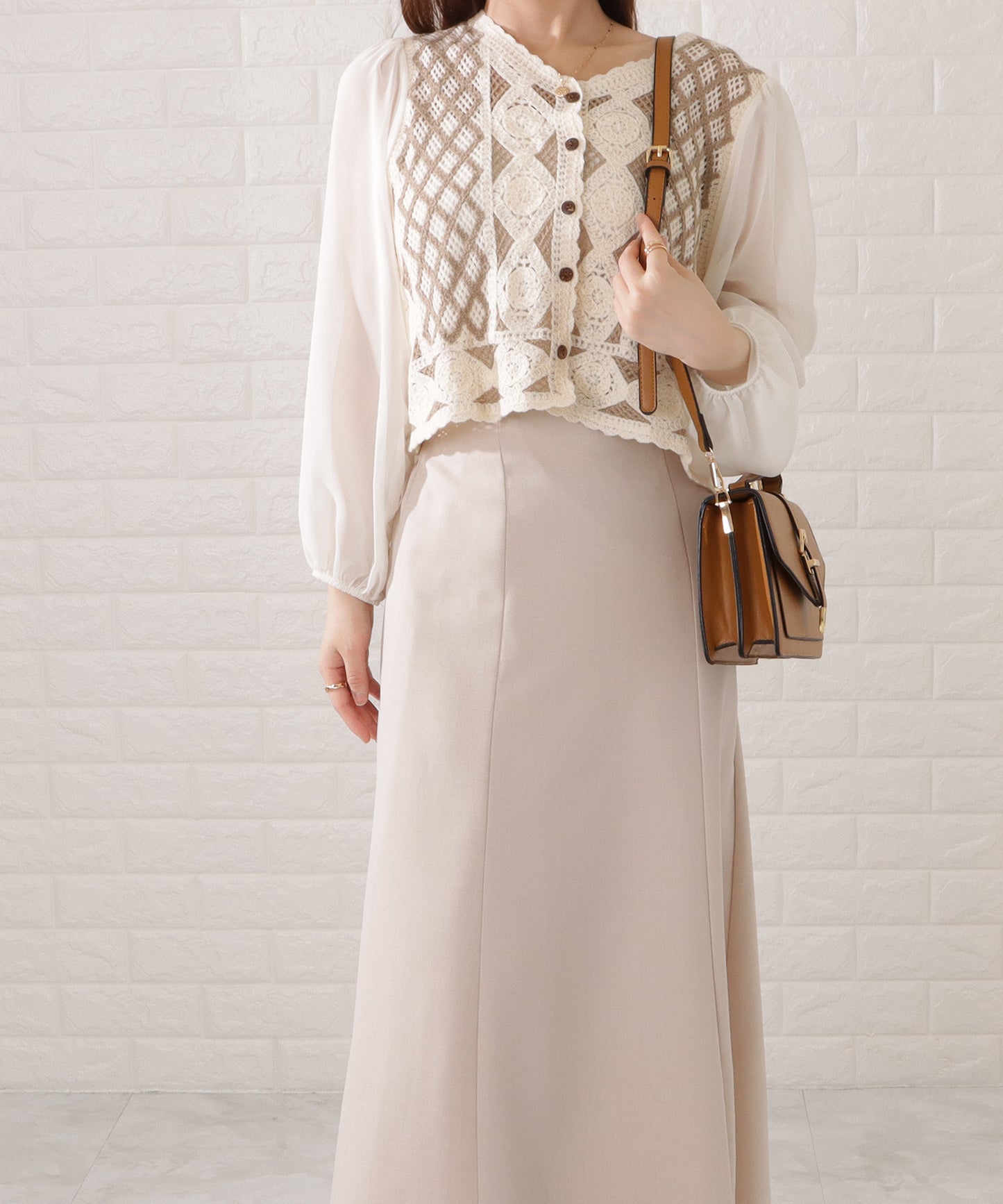 レザー調2WAYスクエアベルト付きバッグ