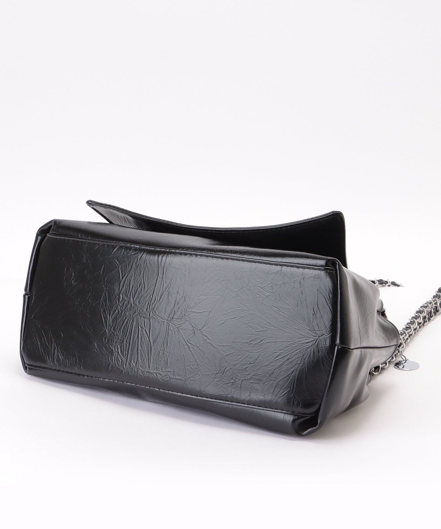 チェーンストラップ付き フラップ ショルダー バッグ