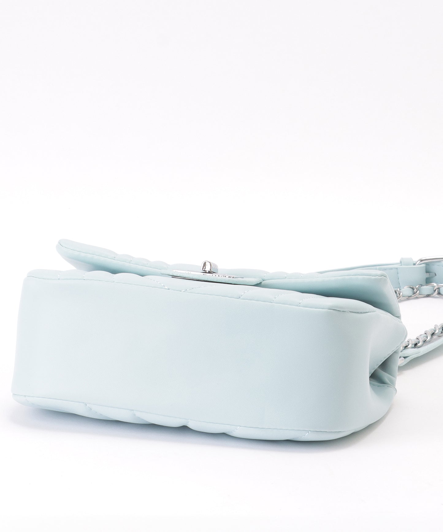 ウエーブ ステッチ キルティング チェーン ショルダー バッグ