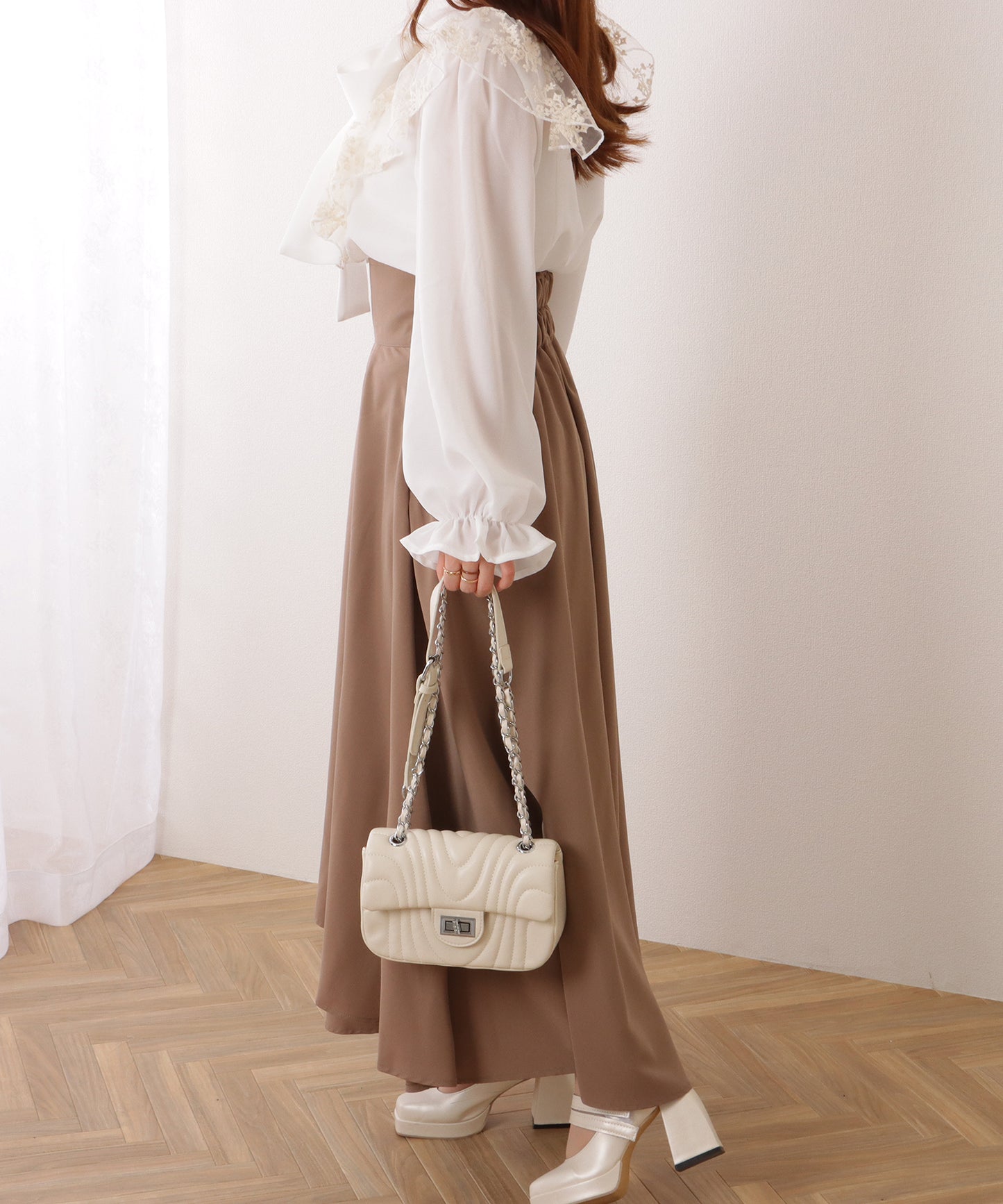 ウエーブ ステッチ キルティング チェーン ショルダー バッグ