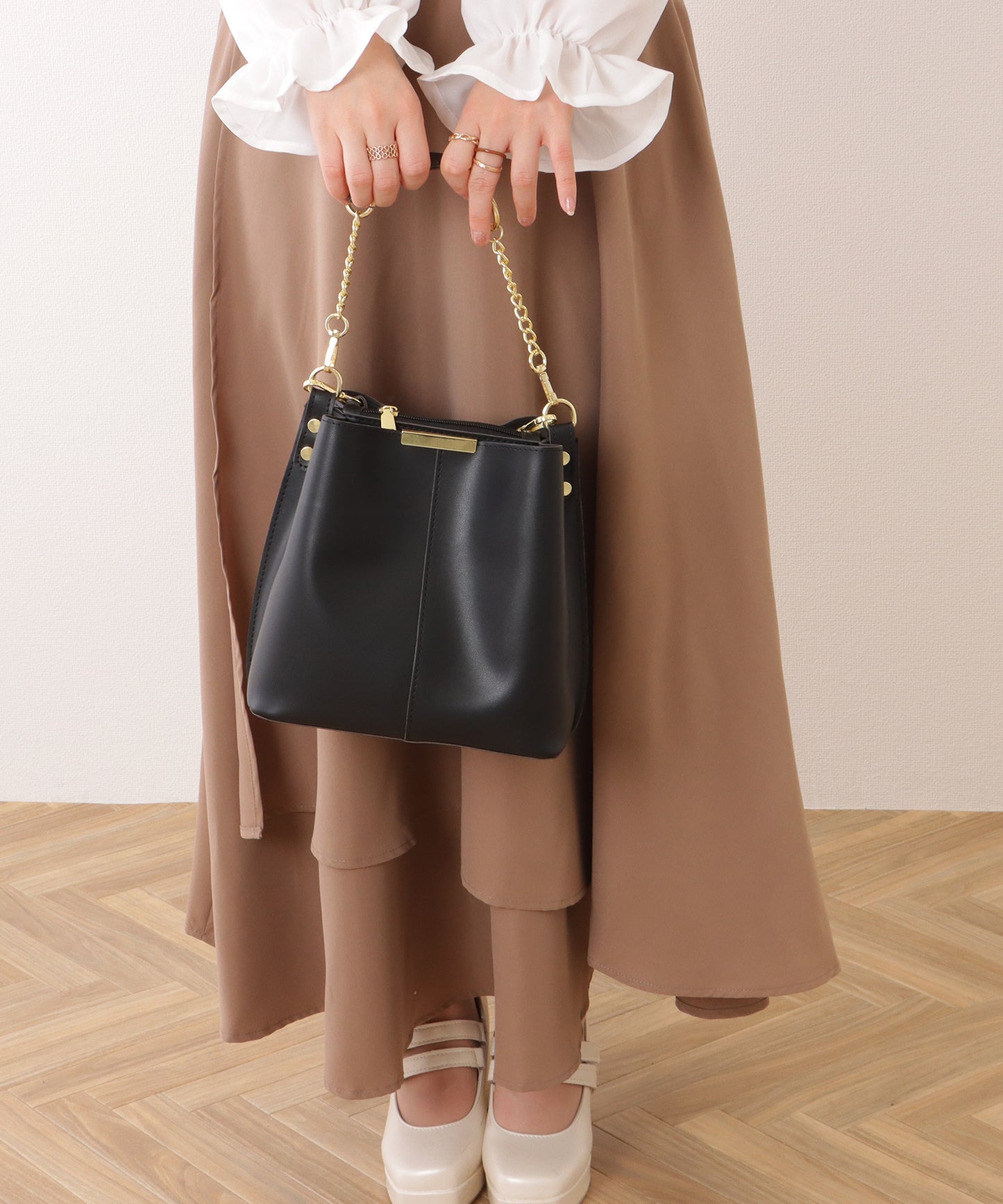 チェーン付き 2WAY スクエア ショルダーバッグ