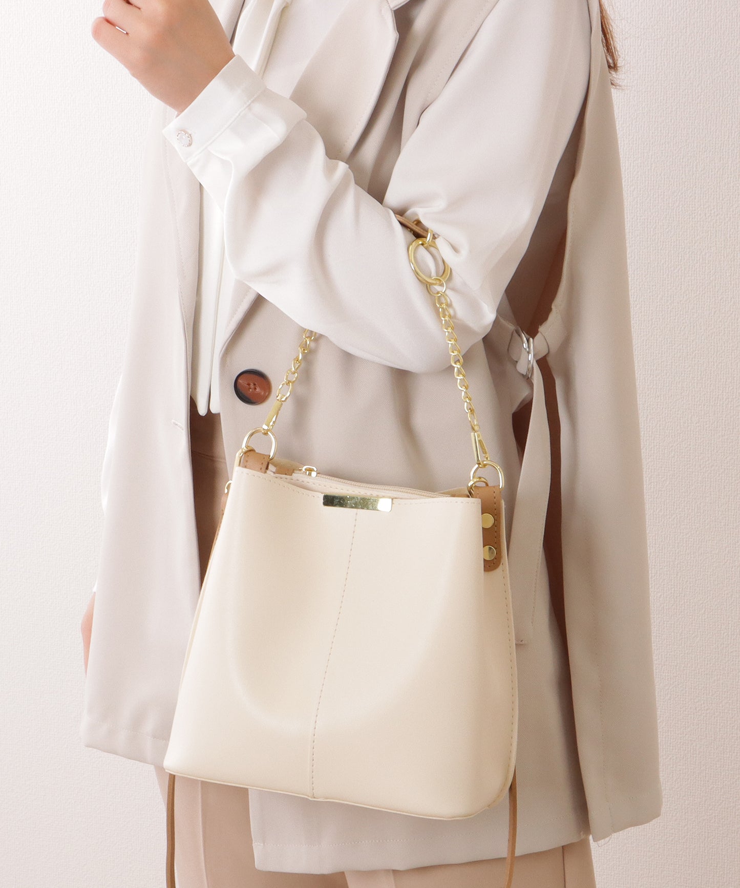 チェーン付き 2WAY スクエア ショルダーバッグ