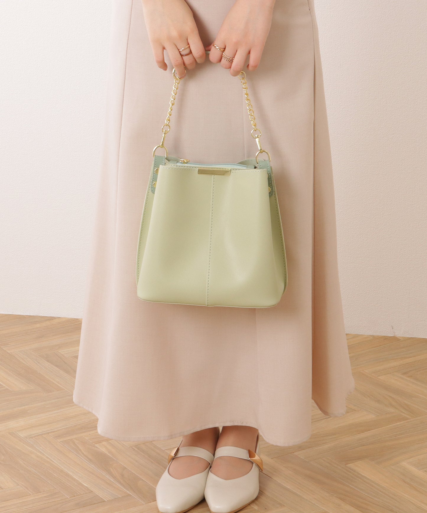 チェーン付き 2WAY スクエア ショルダーバッグ