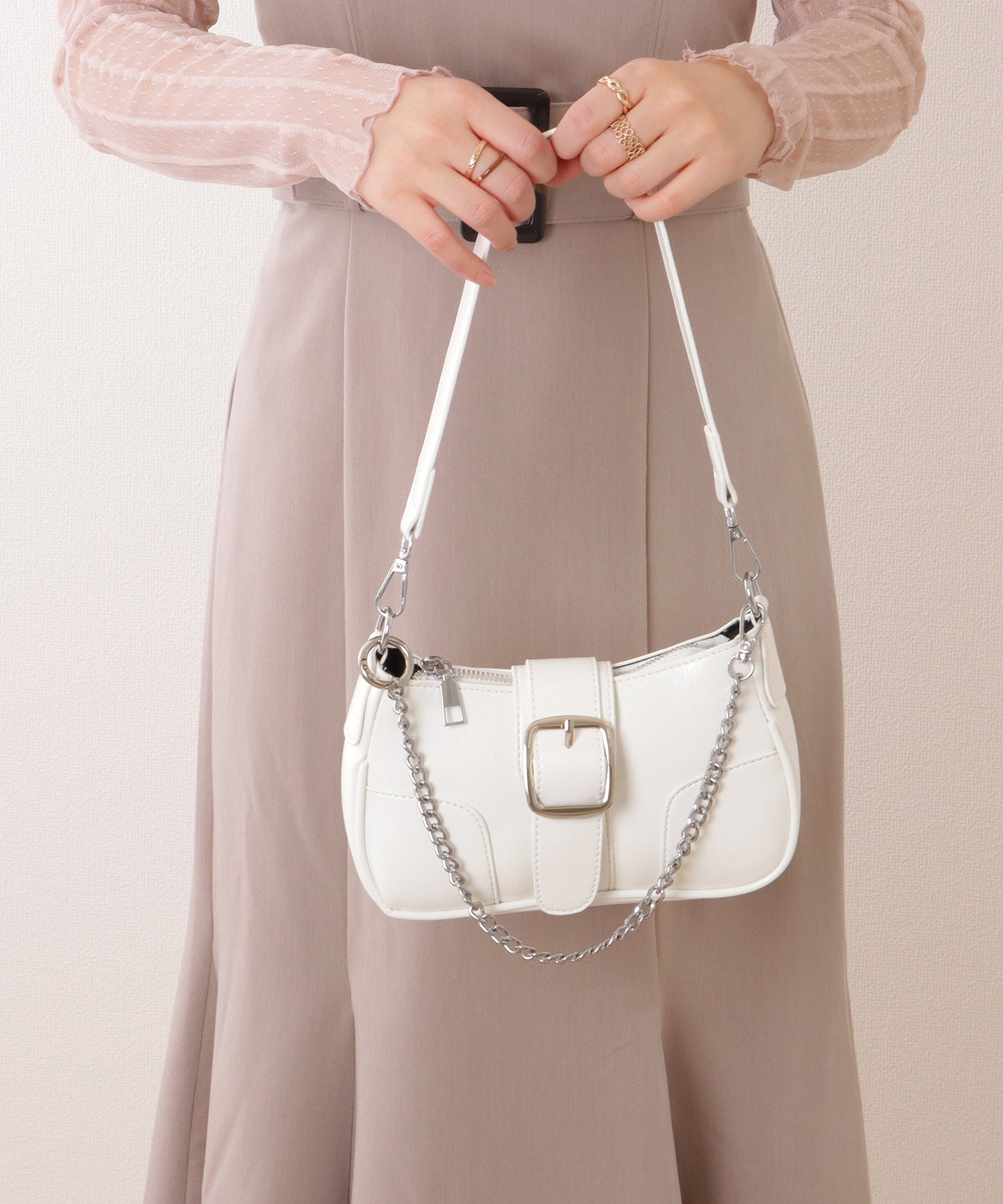 チェーン ストラップ ベルト付き ショルダーバッグ